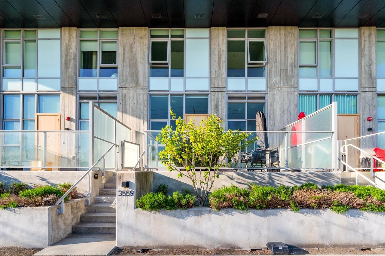 3559 E Kent Avenue North, Vancouver