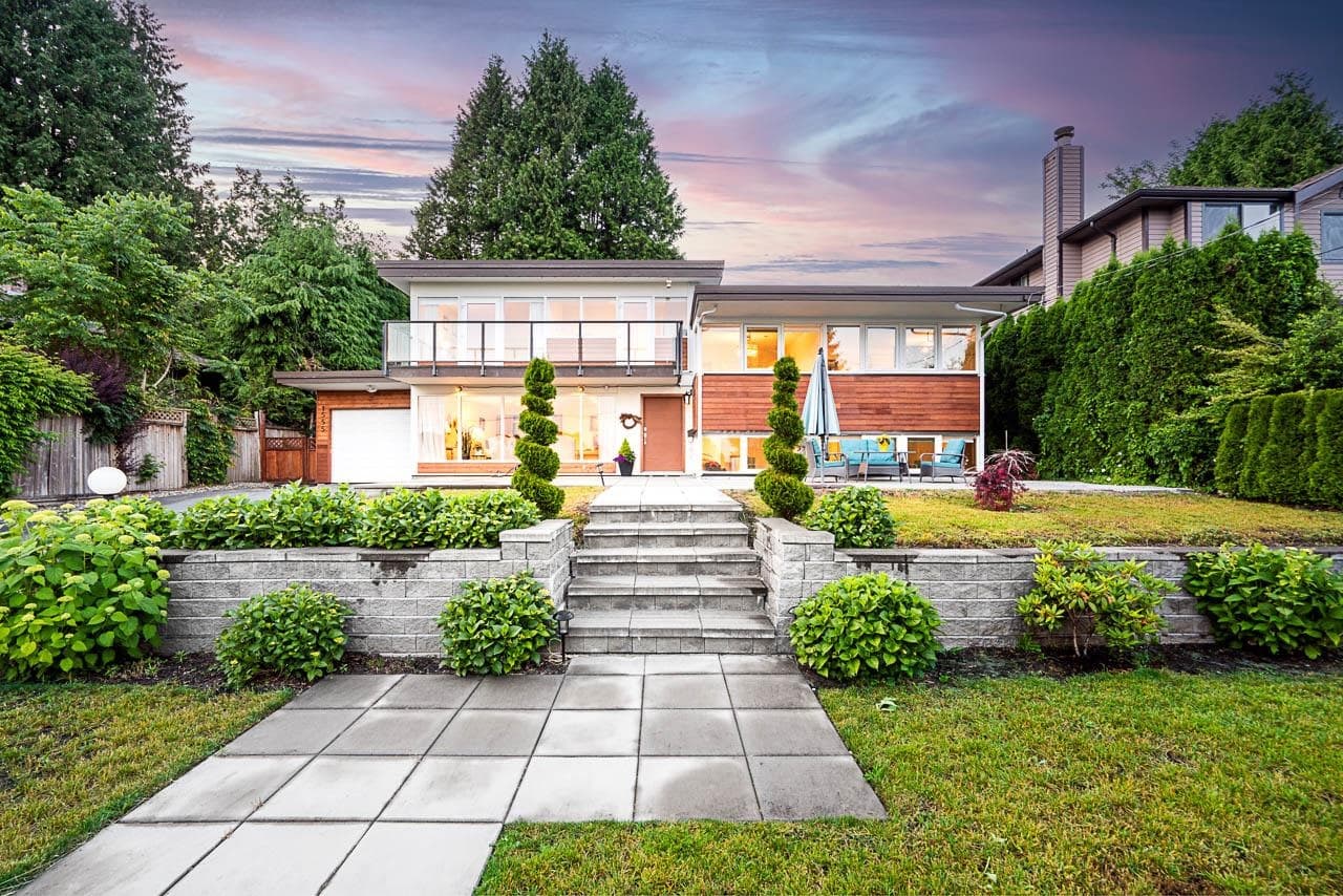 1555 Lawson Avenue, West Vancouver, V7V 2C8 — photo 2