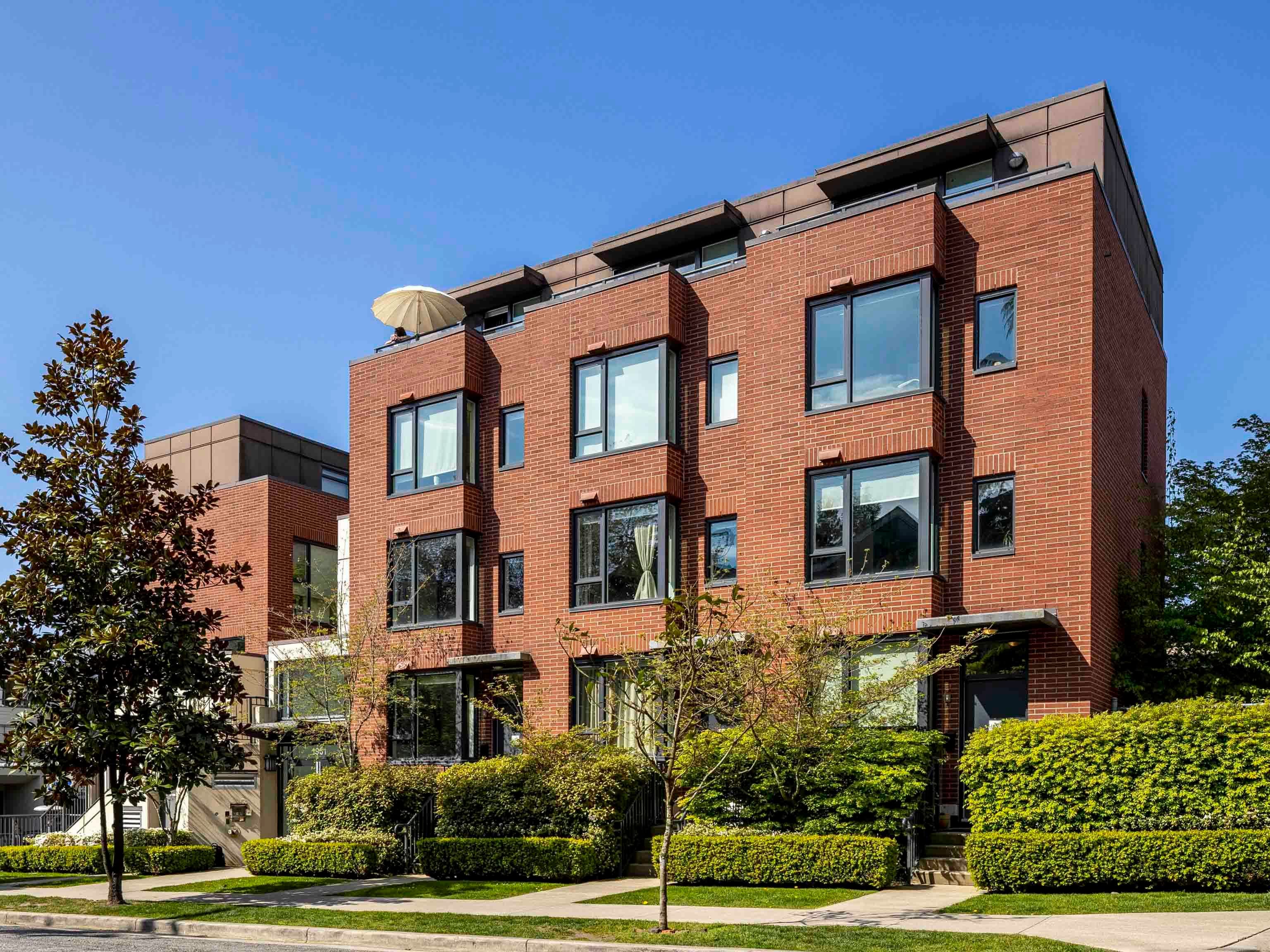 215 - 1961 Collingwood Street, Vancouver, V6R 3K6 — photo 2