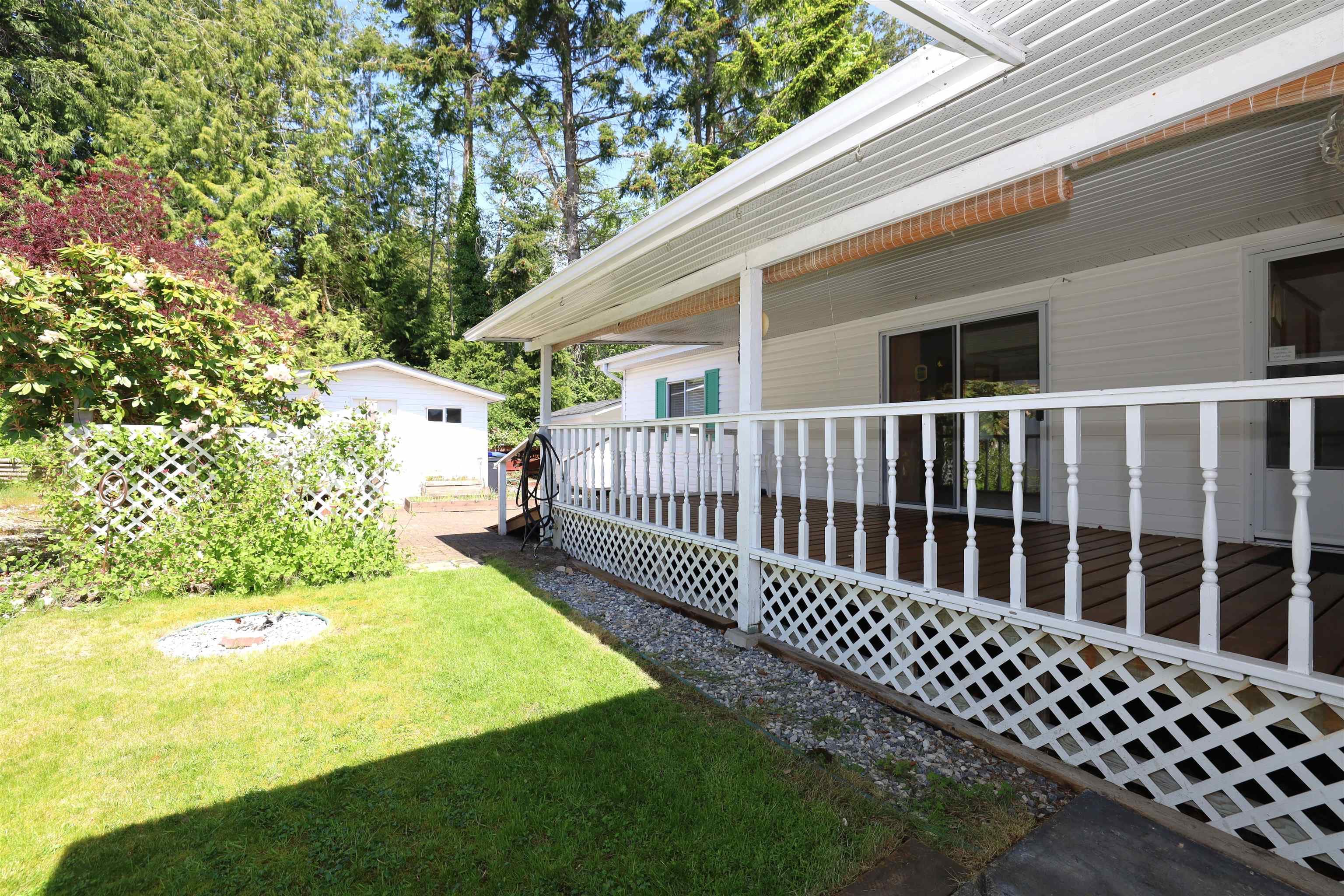 33 - 4116 Browning Road, Sechelt, V7Z 0A3 — photo 3