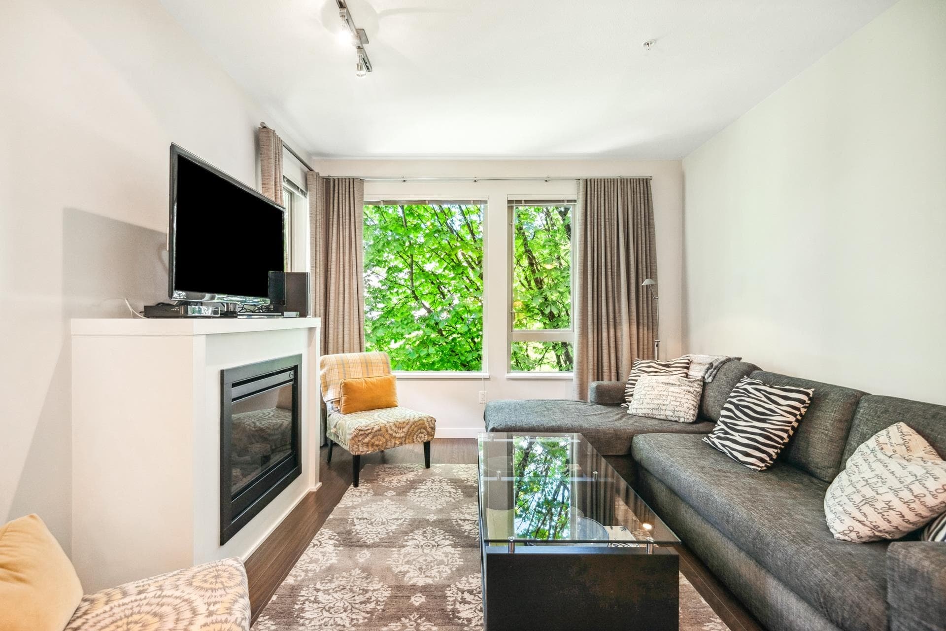 311 - 119 W 22nd Street, North Vancouver, V7M 0B4 — photo 3