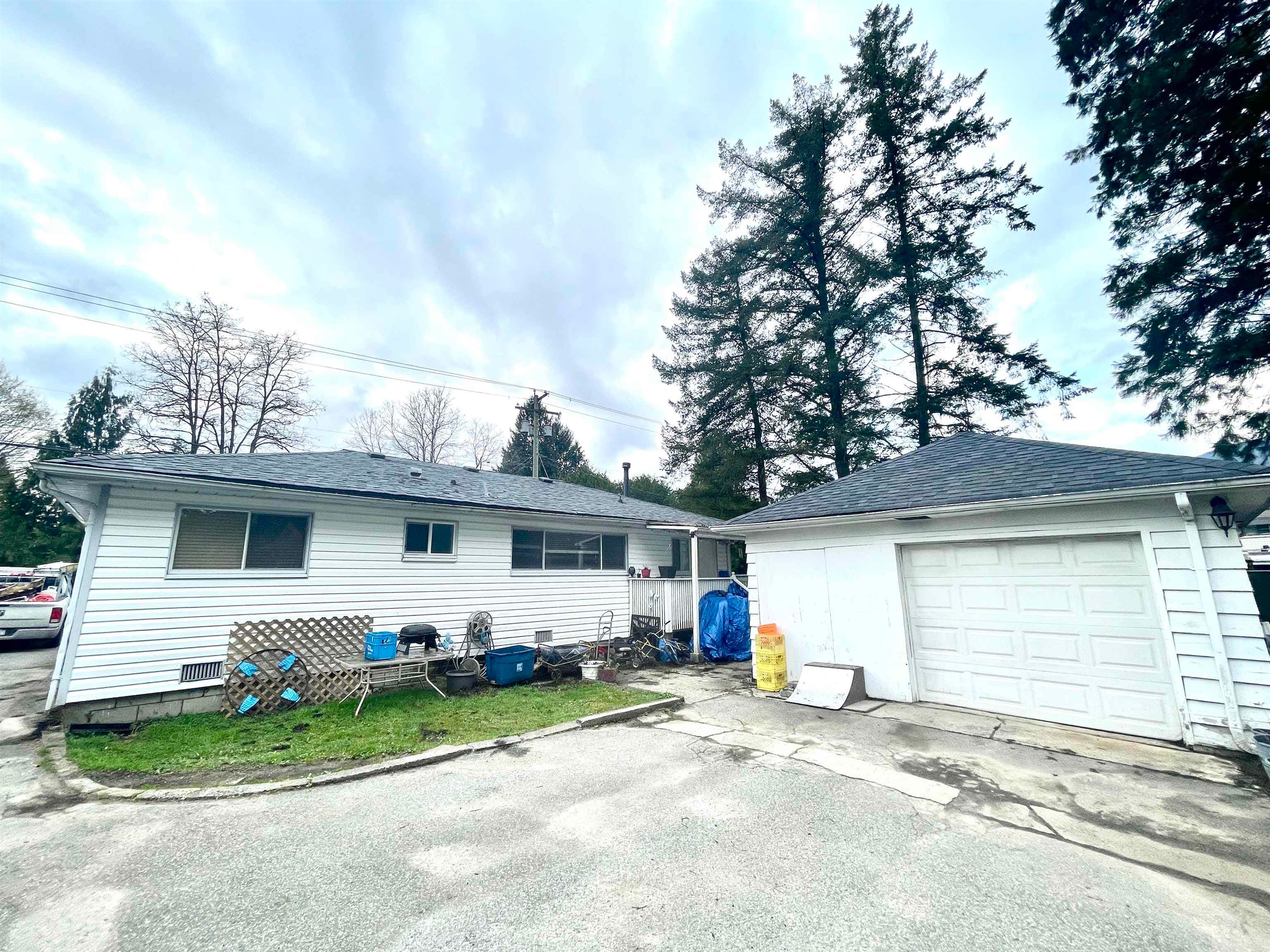 3684 Cedar Drive, Port Coquitlam, V3B 3C9 — photo 3