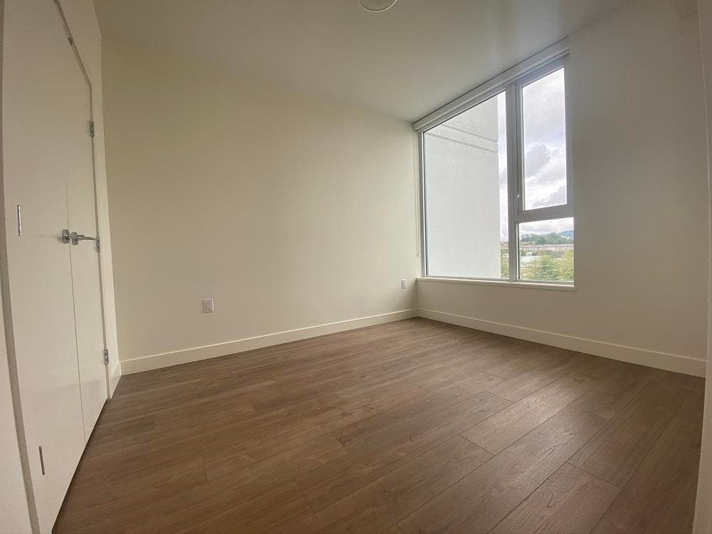 602 - 4465 Juneau Street, Burnaby, V5C 0L8 — photo 5