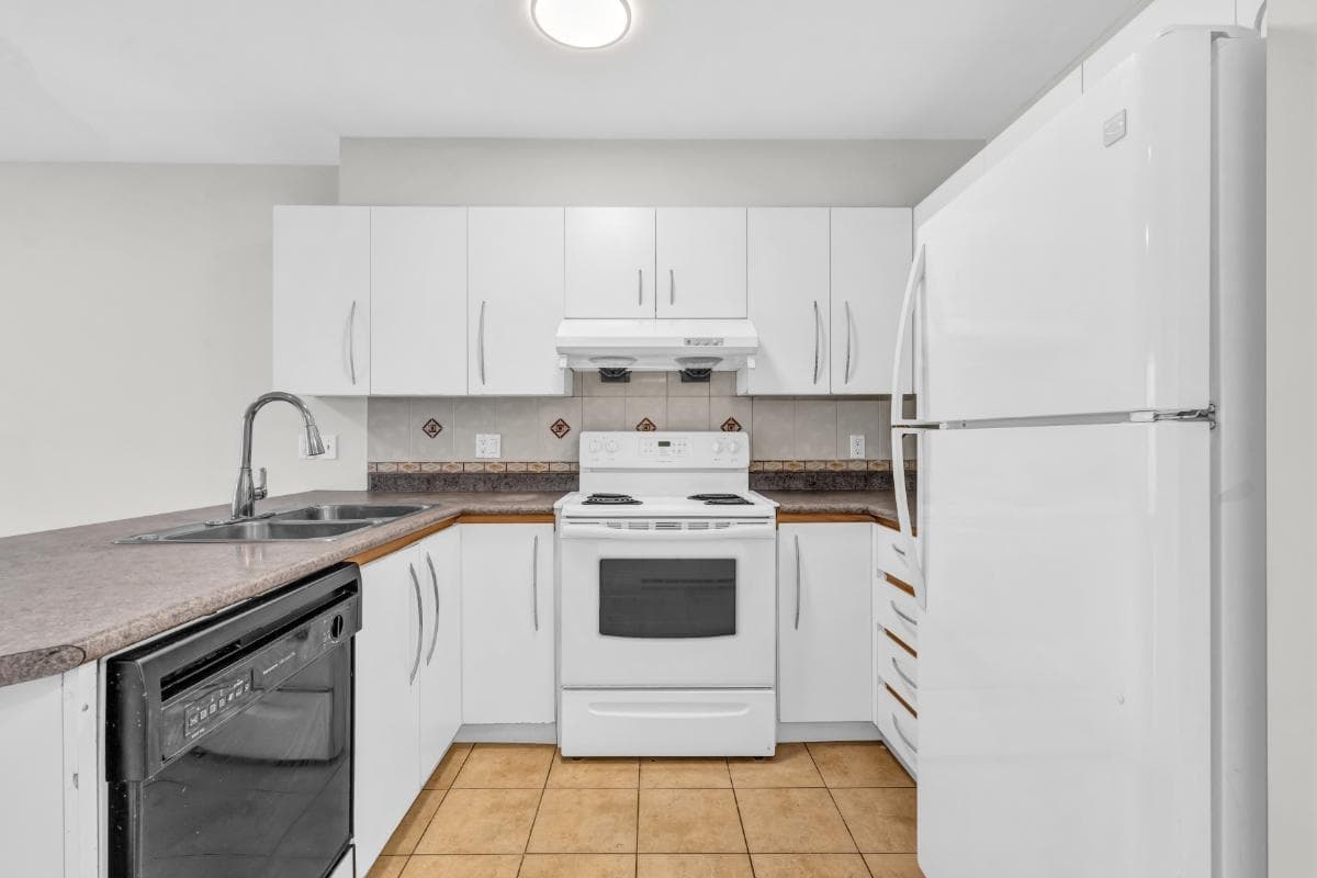 211 - 7800 St. Albans Road, Richmond, V6Y 3Y5 — photo 5