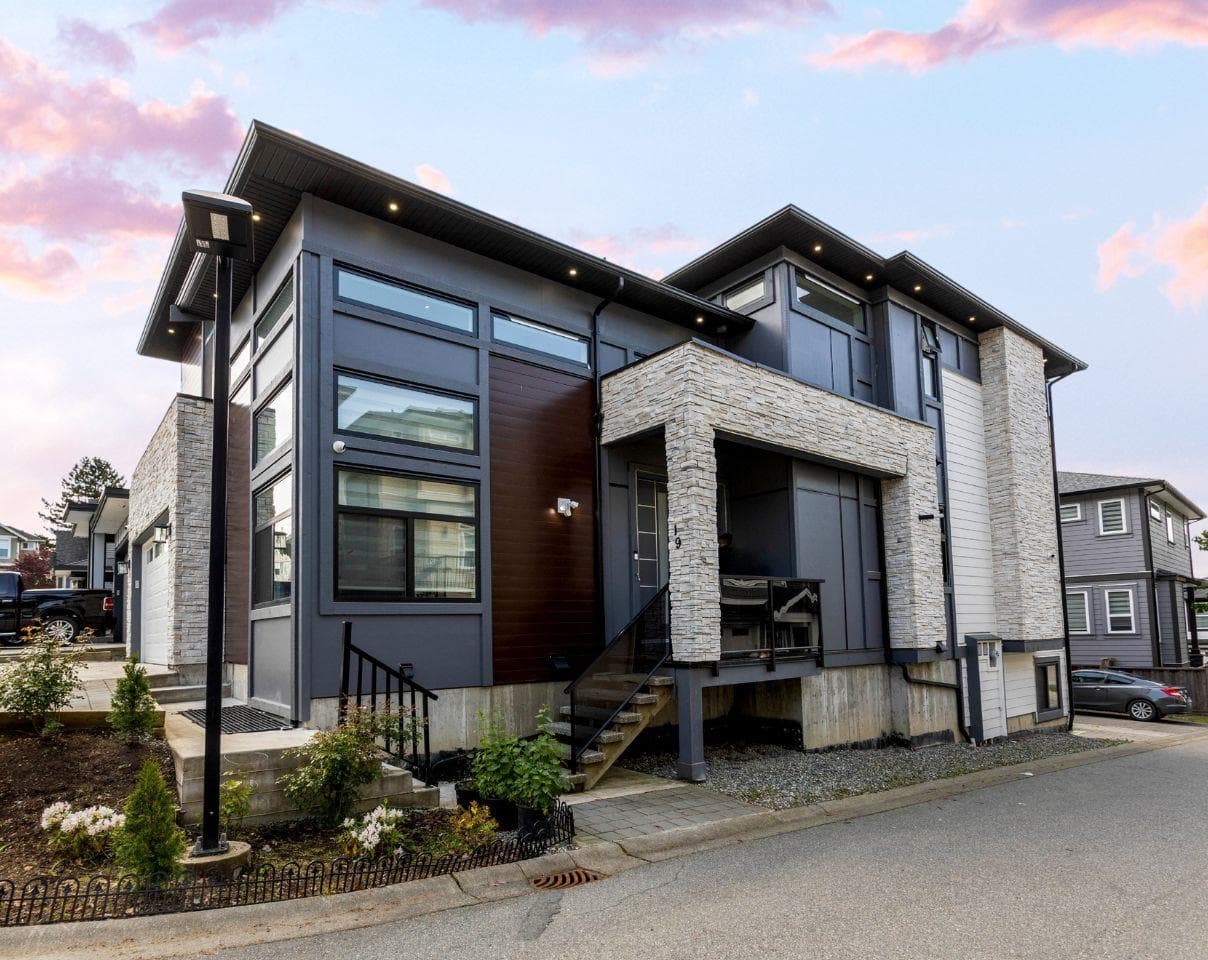 19 - 4295 Old Clayburn Road, Abbotsford, V3G 0G4 — photo 2