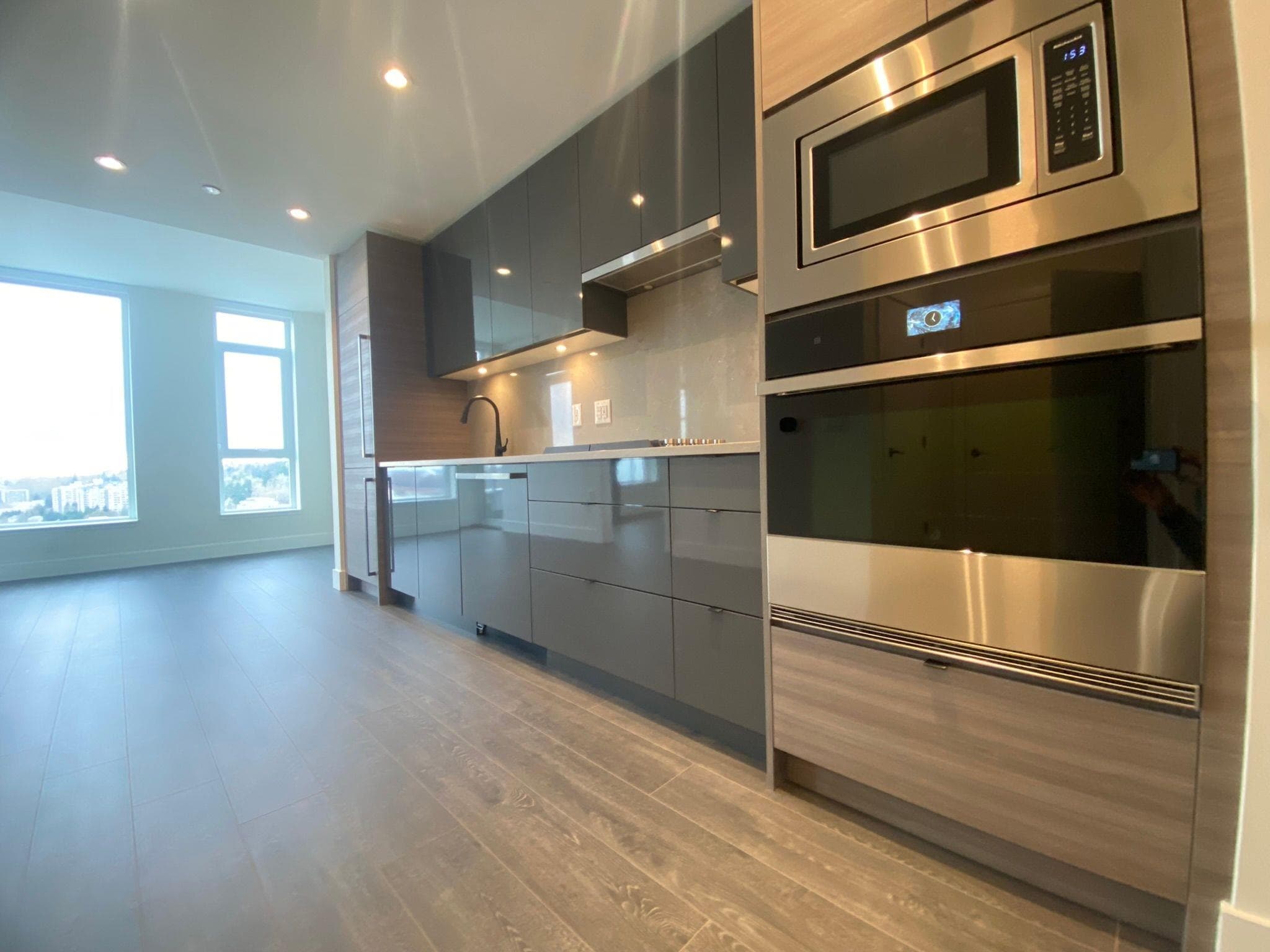 1905 - 3438 Sawmill Crescent, Vancouver, V5S 0E3 — photo 2