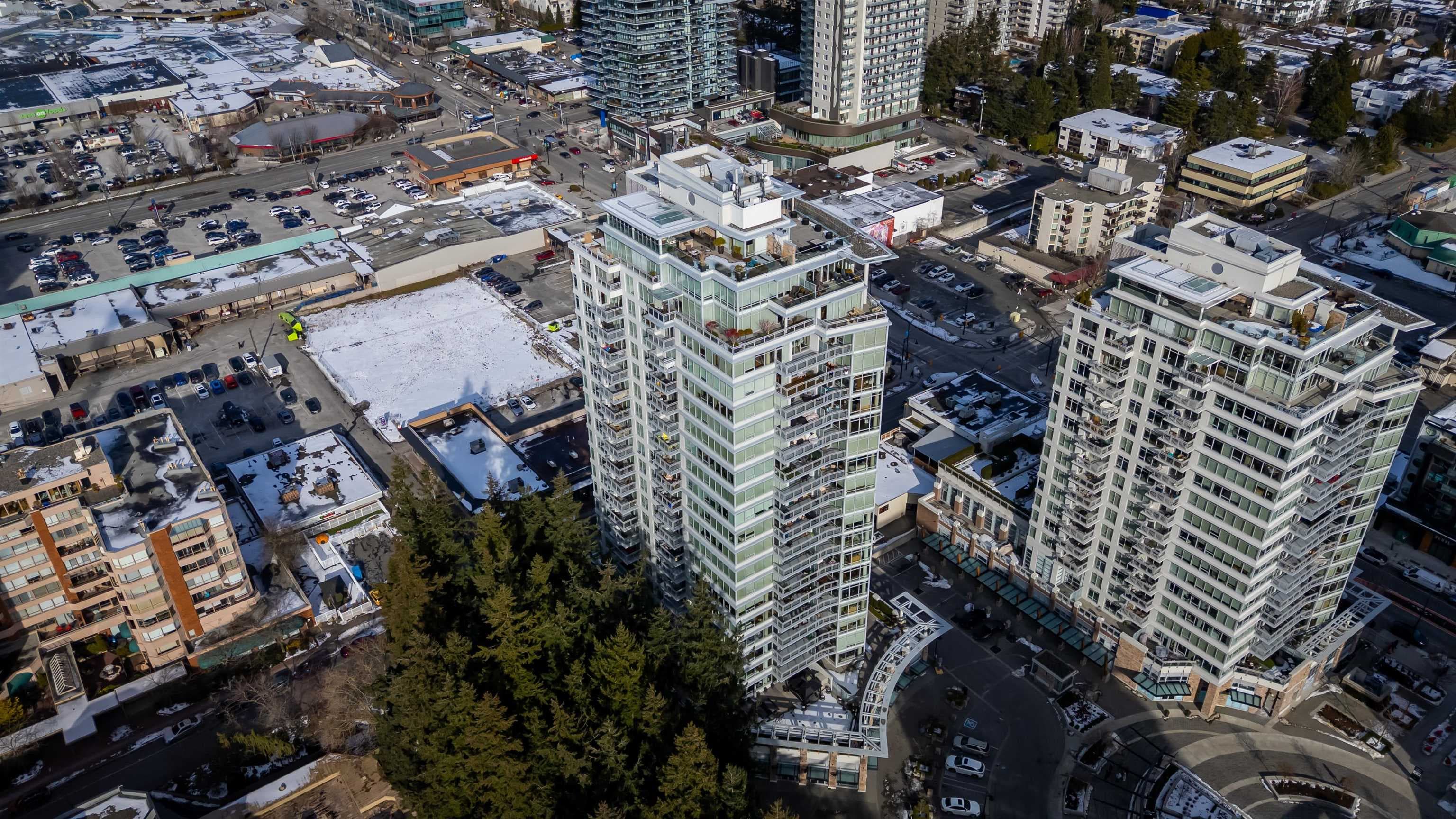 204 - 15152 Russell Avenue, White Rock, V4B 0A3 — photo 3