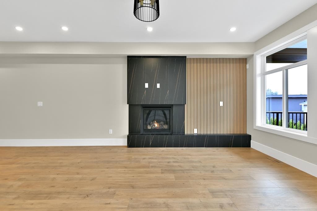 33980 Barker Court, Mission, V2V 6B2 — photo 2