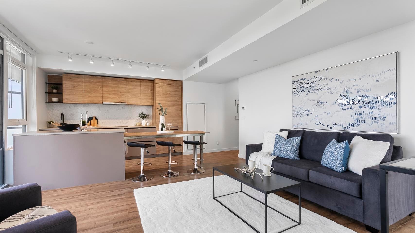1710 - 10448 University Drive, Surrey, V3T 0S7 — photo 3