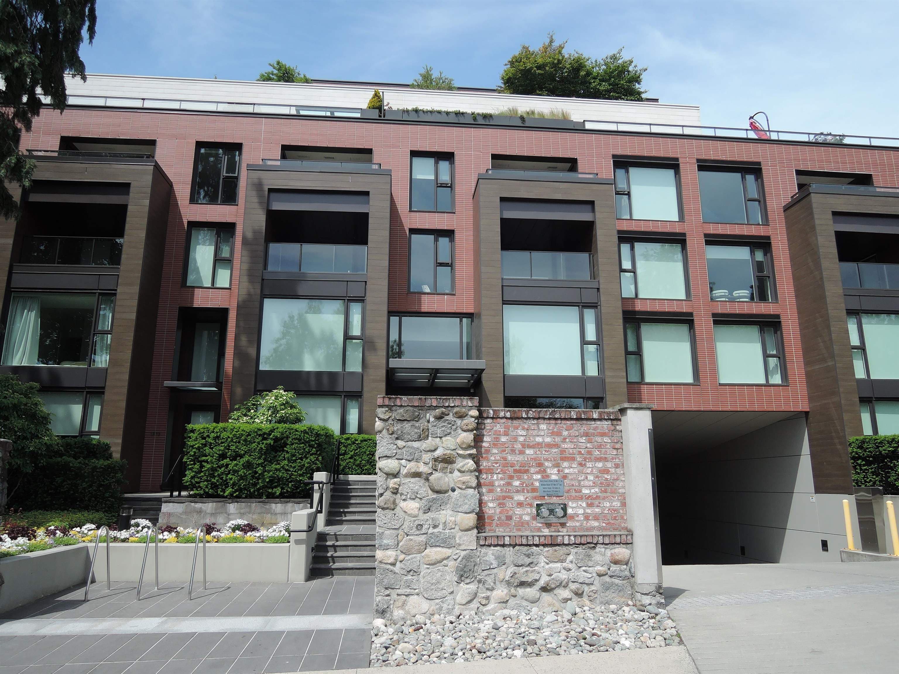 704 - 1571 W 57th Avenue, Vancouver, V6P 0H7 — photo 2