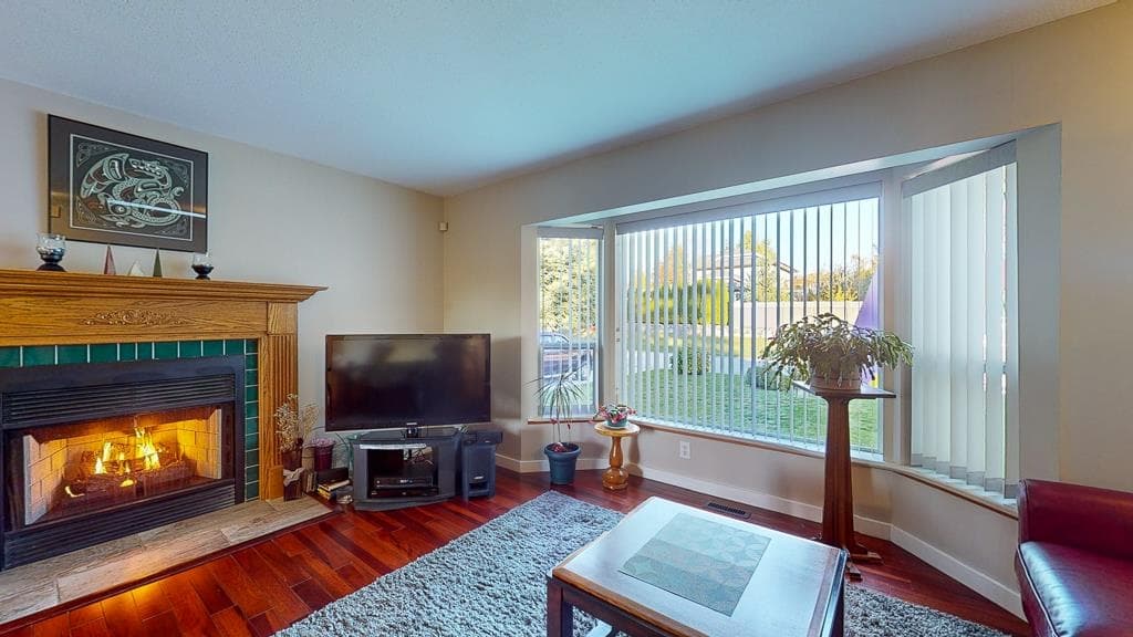 5619 Curtis Place, Sechelt, V7Z 0R9 — photo 3