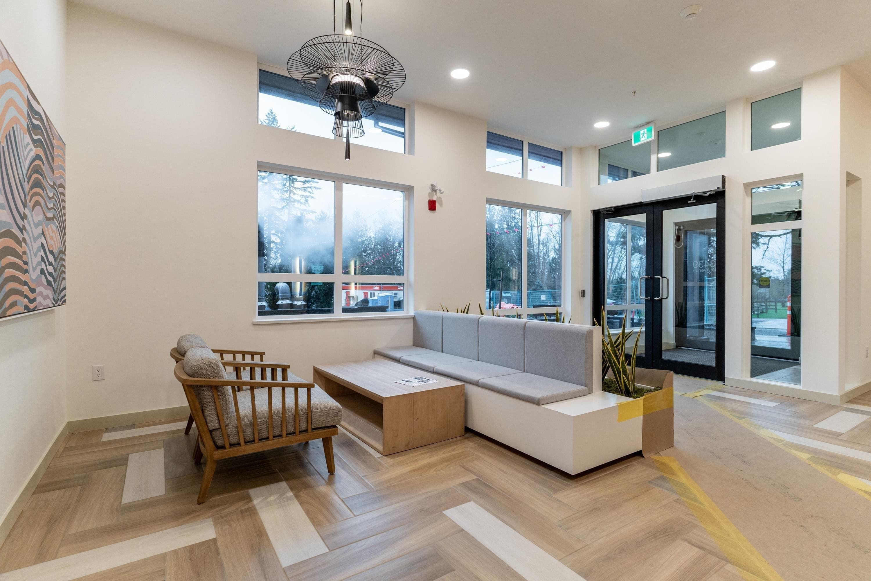 402 - 13439 94a Avenue, Surrey, V3V 0G9 — photo 2
