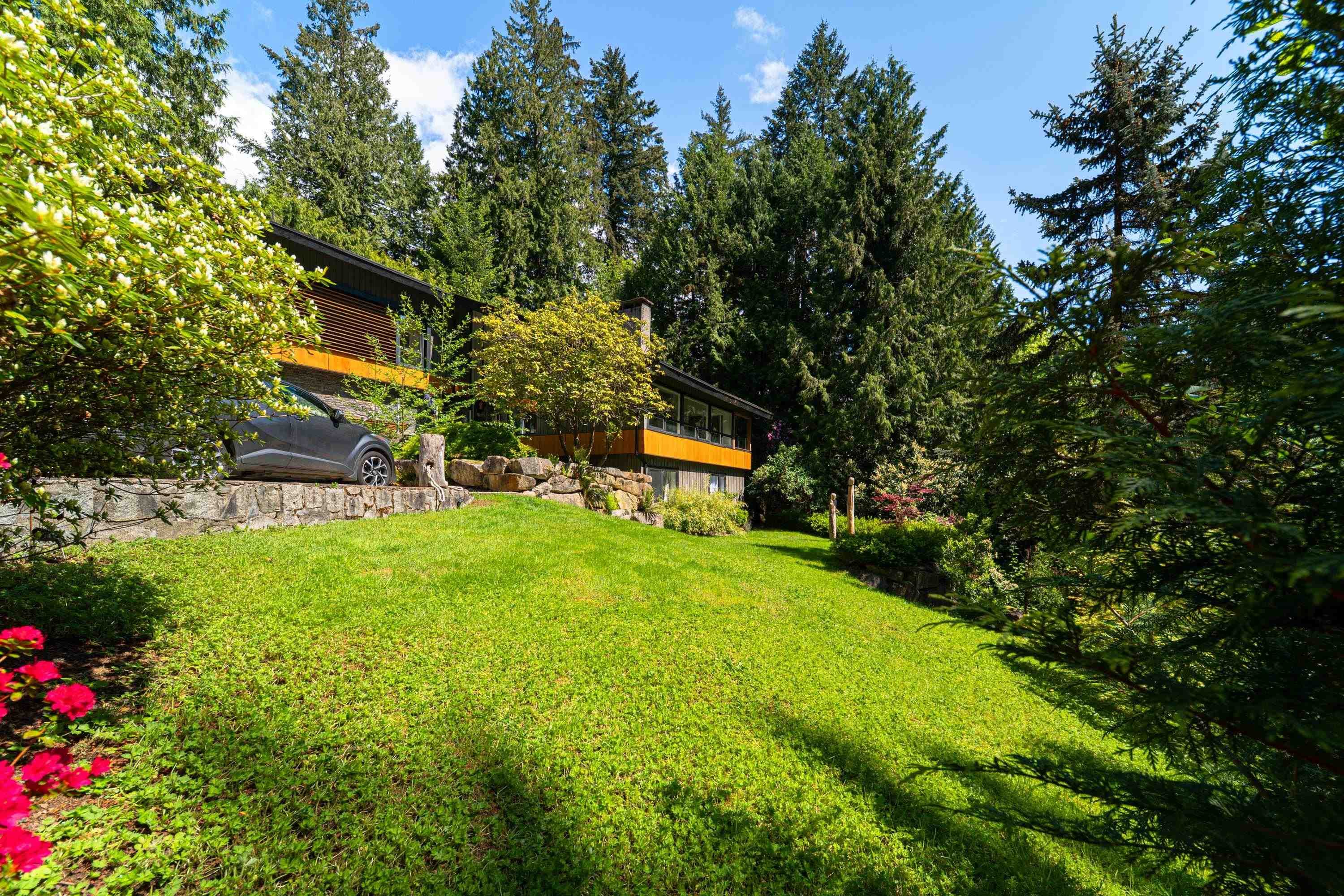 3985 Bayridge Avenue, West Vancouver, V7V 3J6 — photo 4