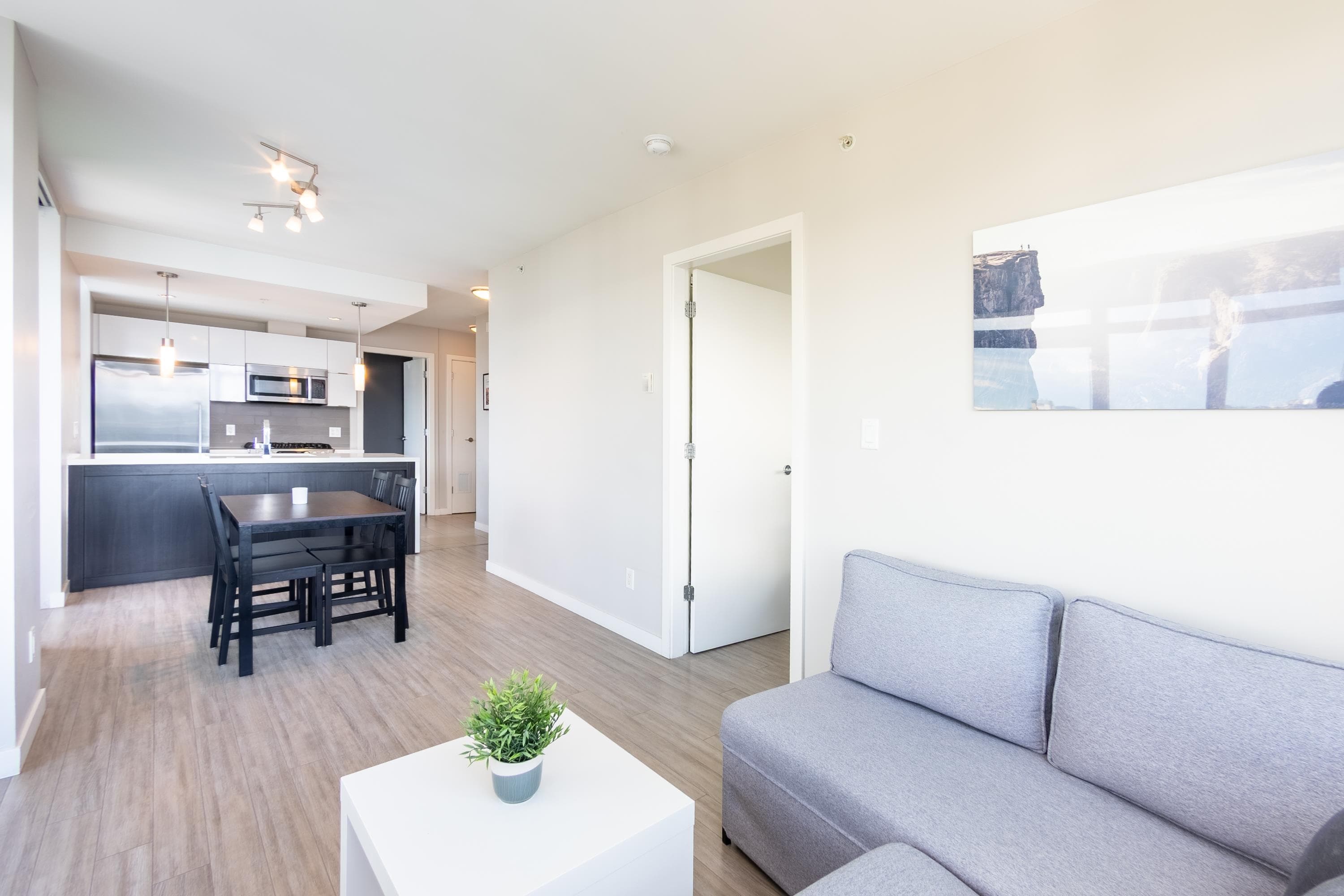 1702 - 1775 Quebec Street, Vancouver, V5T 0E3 — photo 3
