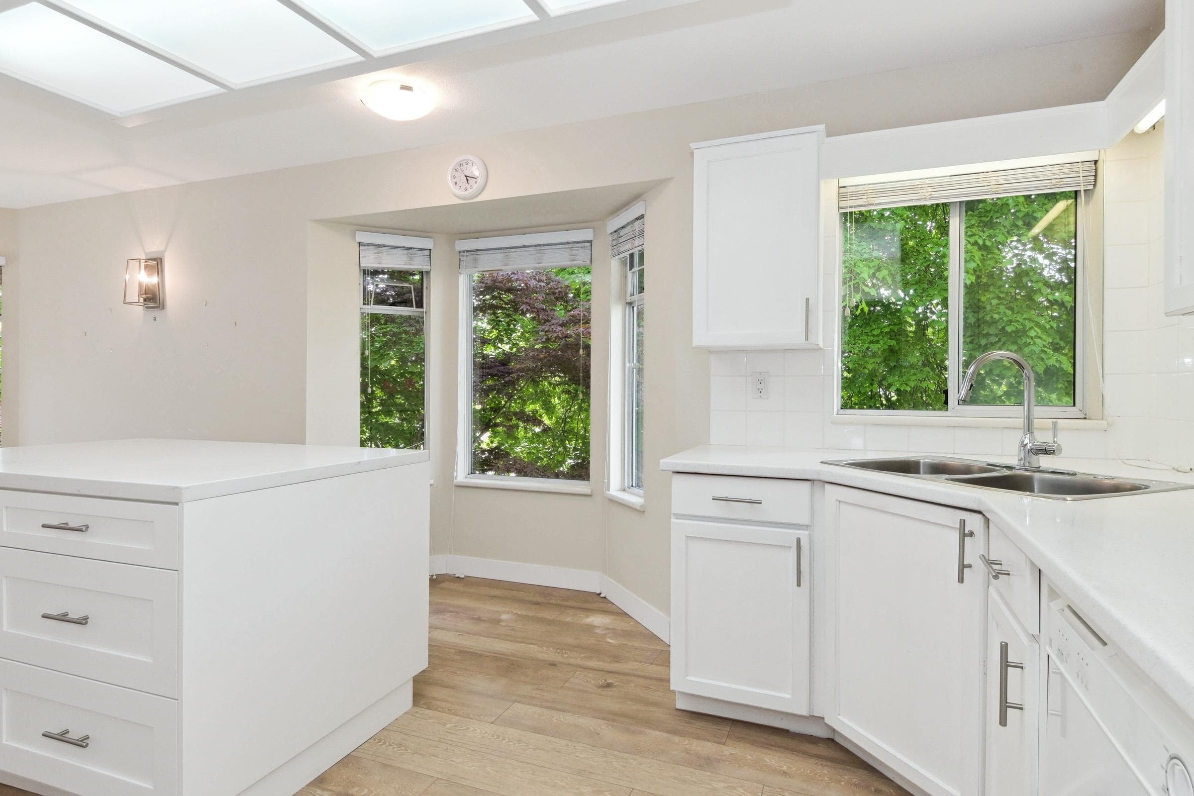 228 - 7156 121 Street, Surrey, V3W 0J6 — photo 5