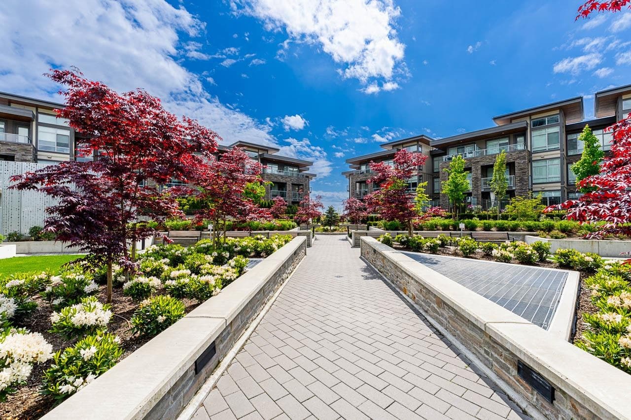 1008 - 7683 Park Crescent, Burnaby, V3N 0J3 — photo 3