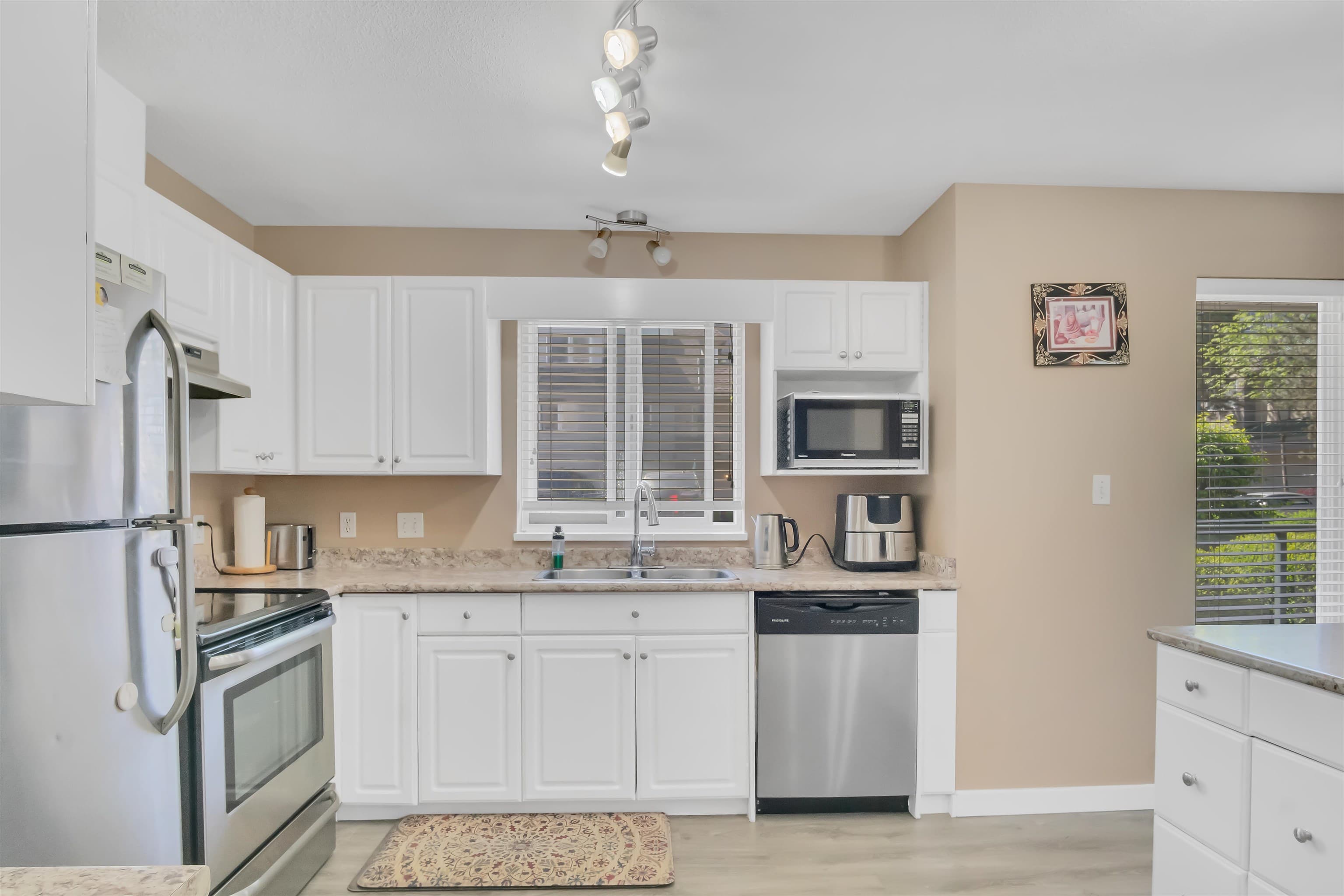 103 - 33688 King Road, Abbotsford, V2S 7P9 — photo 5