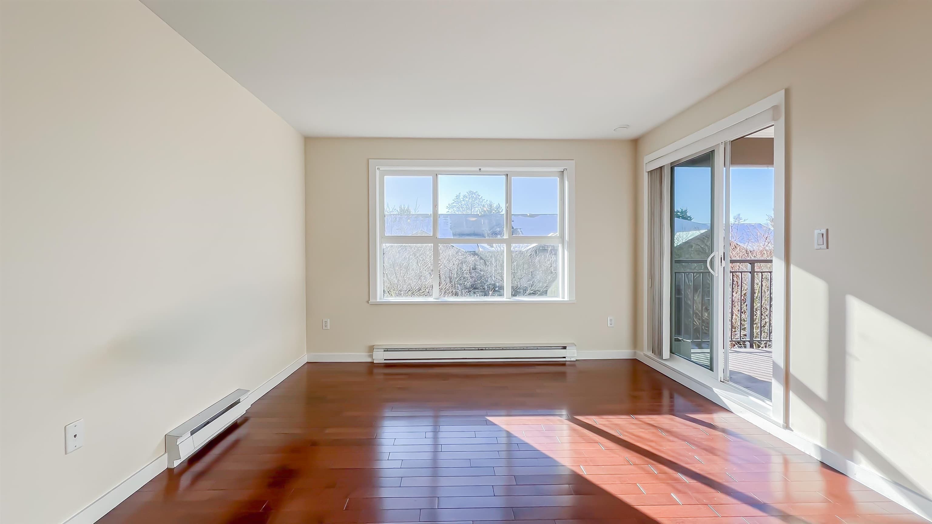 213 - 5885 Irmin Street, Burnaby, V5J 0C2 — photo 3