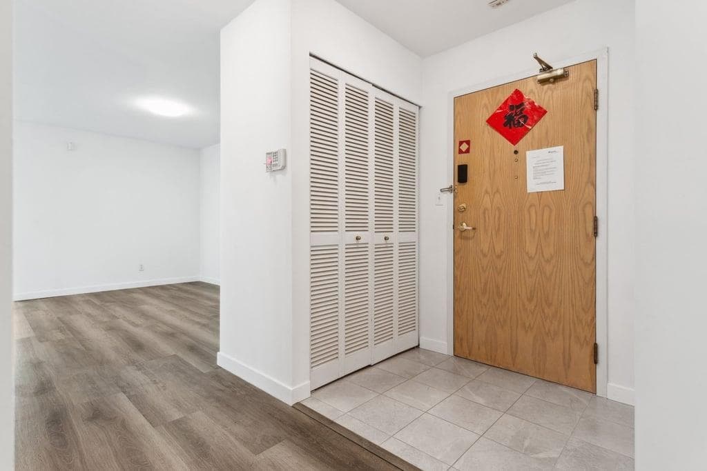 107 - 7368 Royal Oak Avenue, Burnaby, V5J 4J6 — photo 2