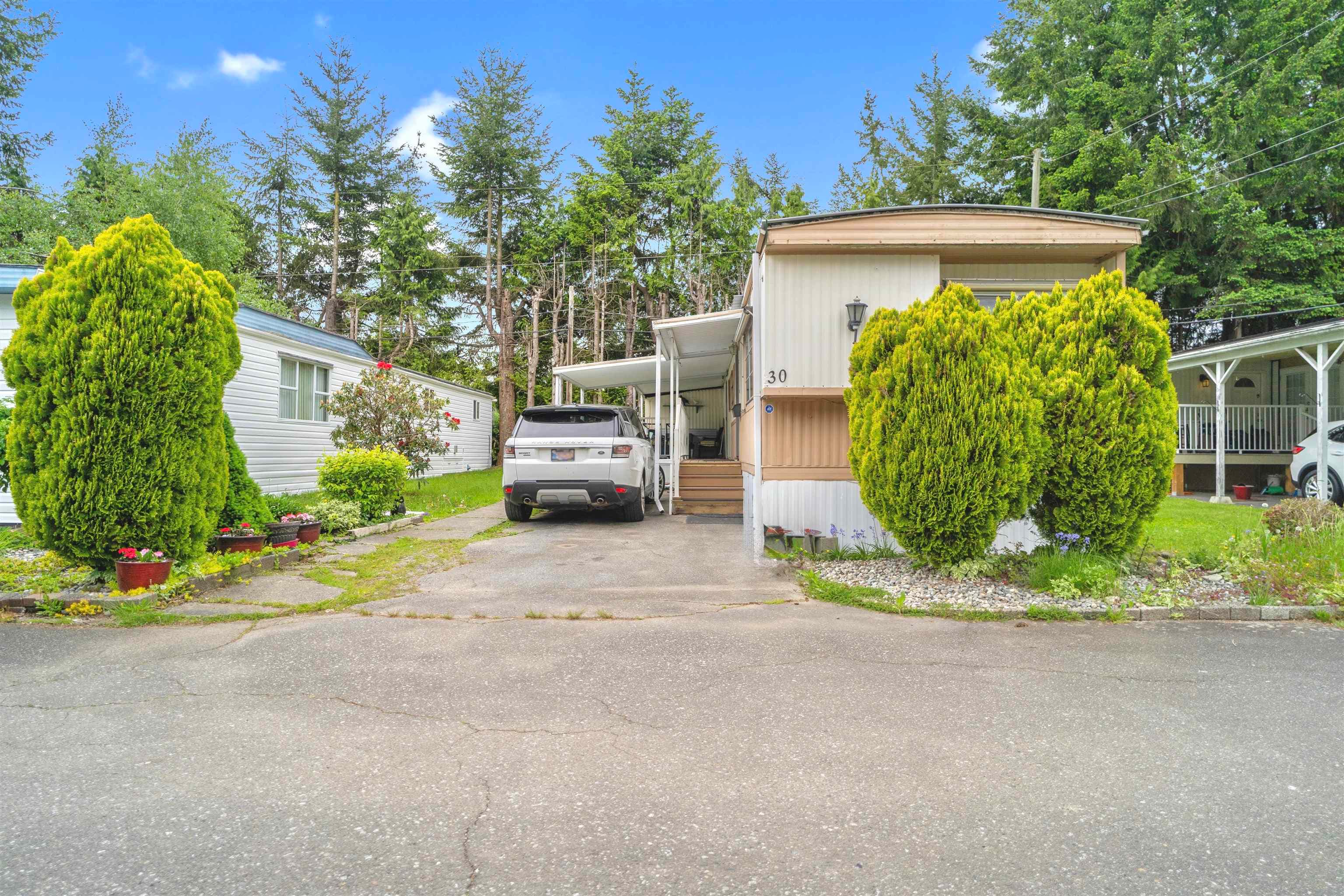 30 - 6571 King George Boulevard, Surrey