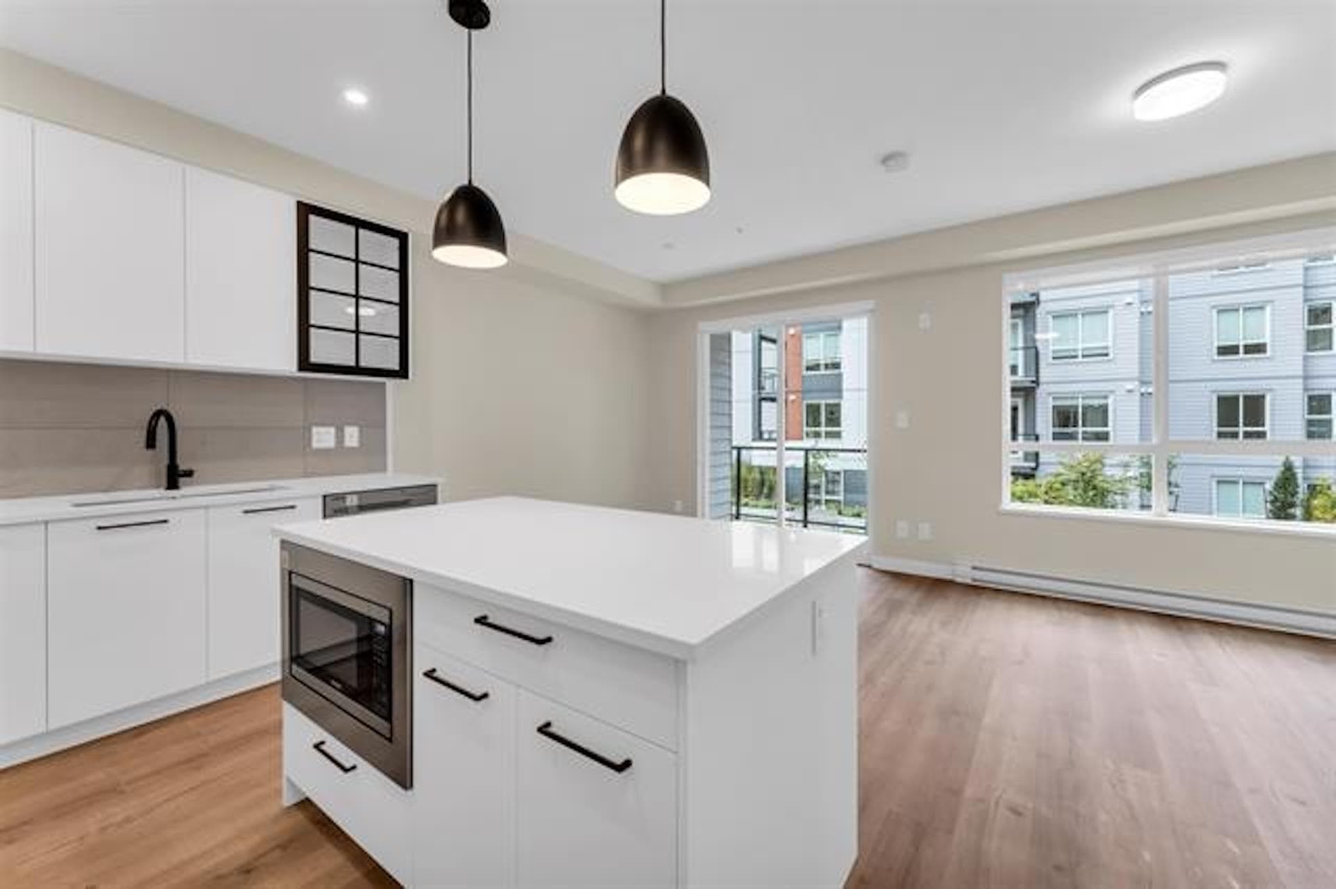 323 - 8117 200a Street, Langley, V2Y 3W9 — photo 2