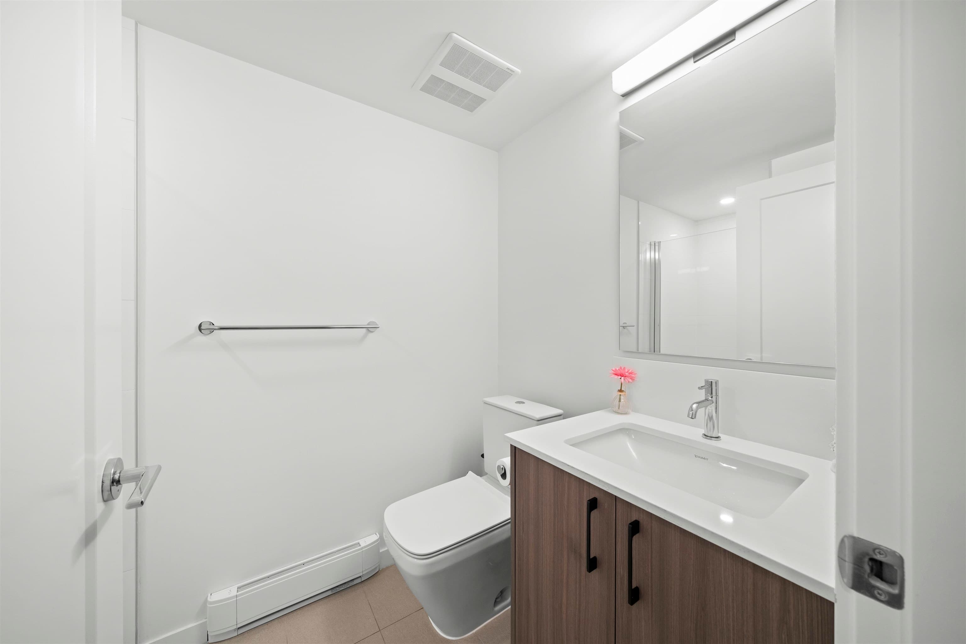 150 - 15235 Sitka Drive, Surrey, V3S 0A9 — photo 4