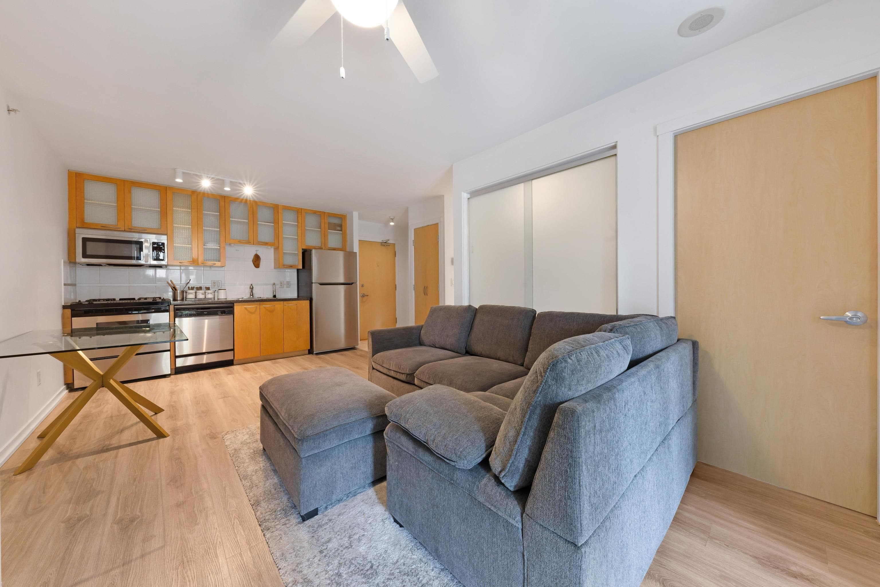 505 - 969 Richards Street, Vancouver, V6B 1A8 — photo 3