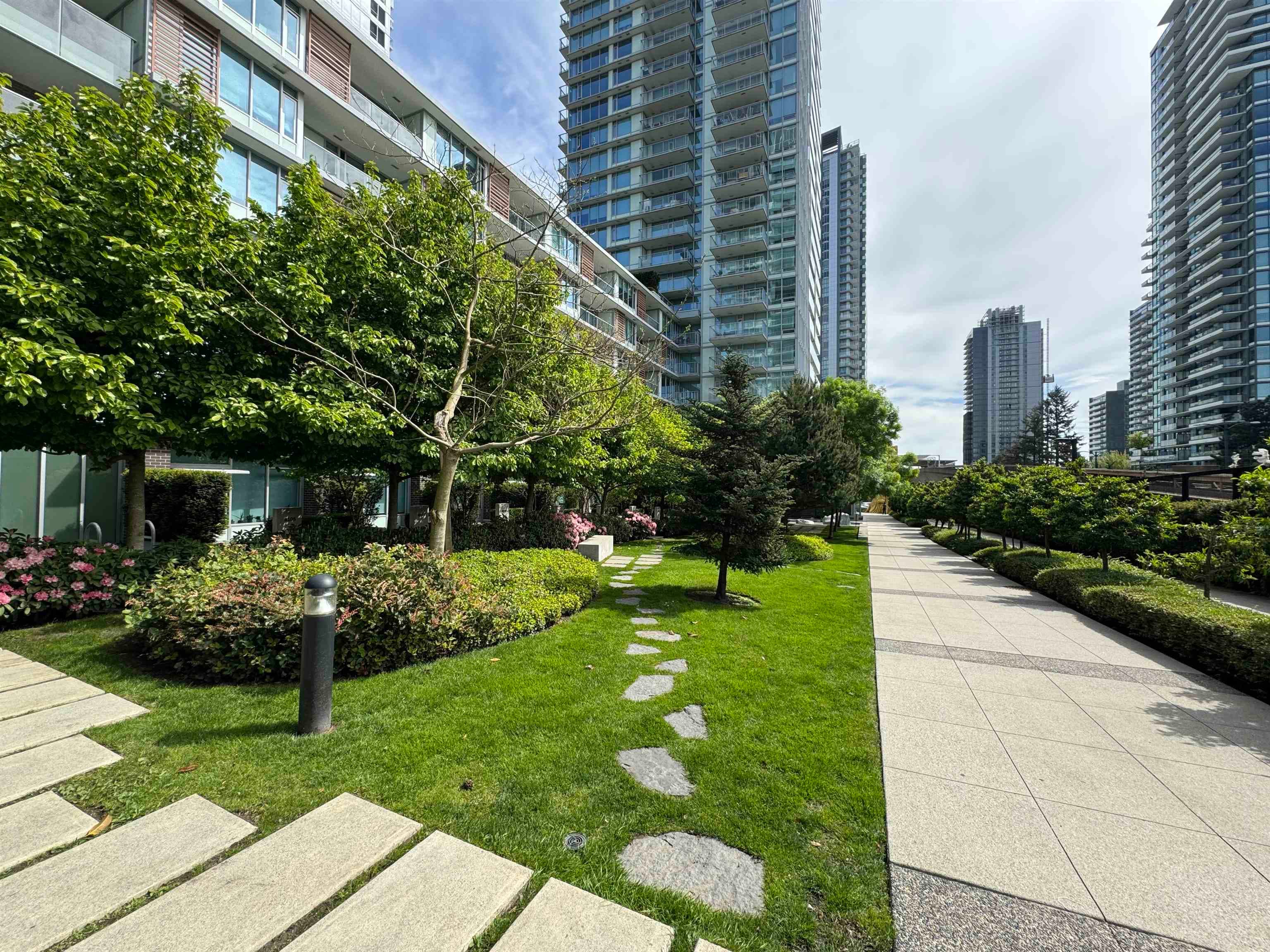 804 - 8031 Nunavut Lane, Vancouver, V5X 0C9 — photo 2