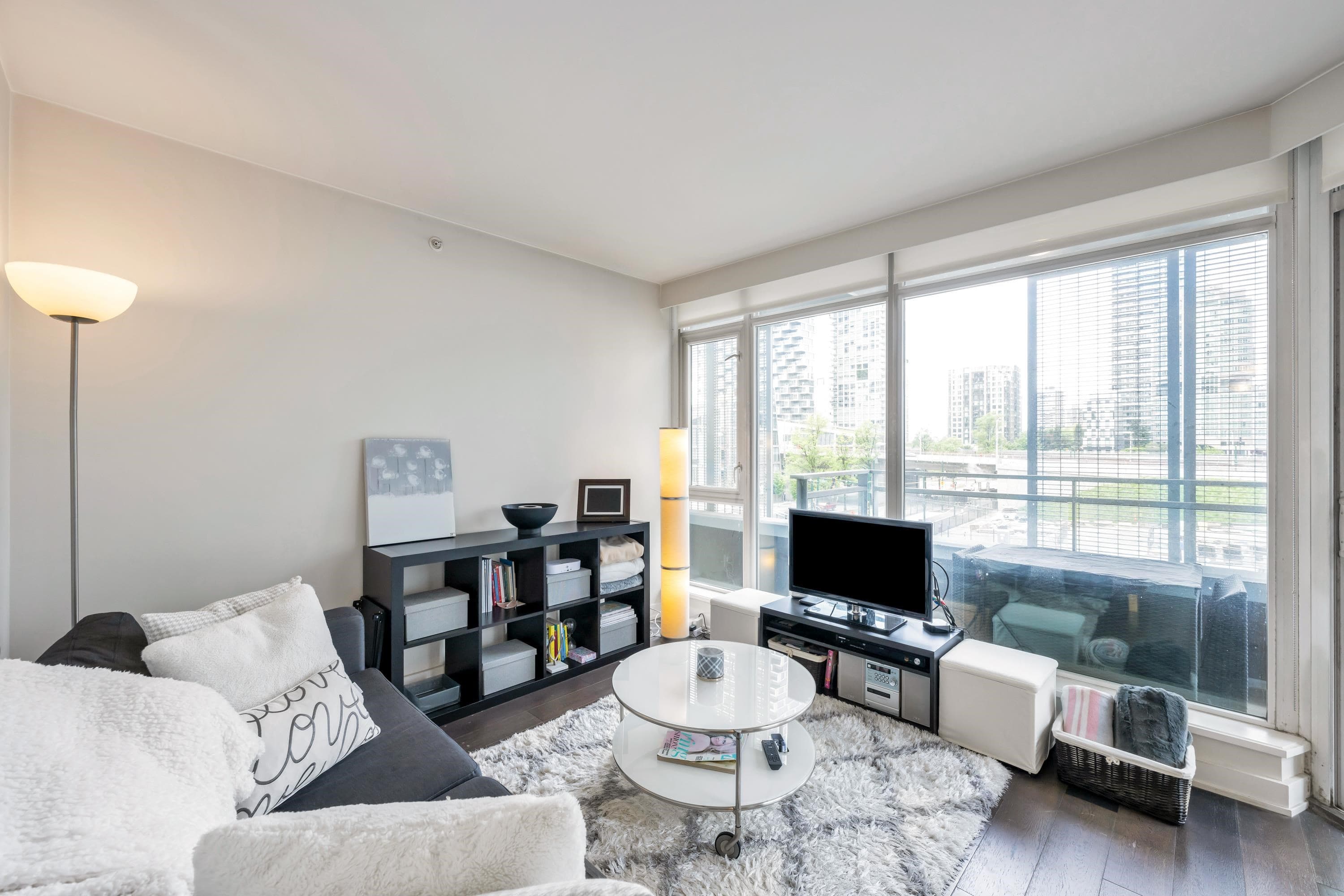 607 - 1372 Seymour Street, Vancouver, V6B 0L1 — photo 2