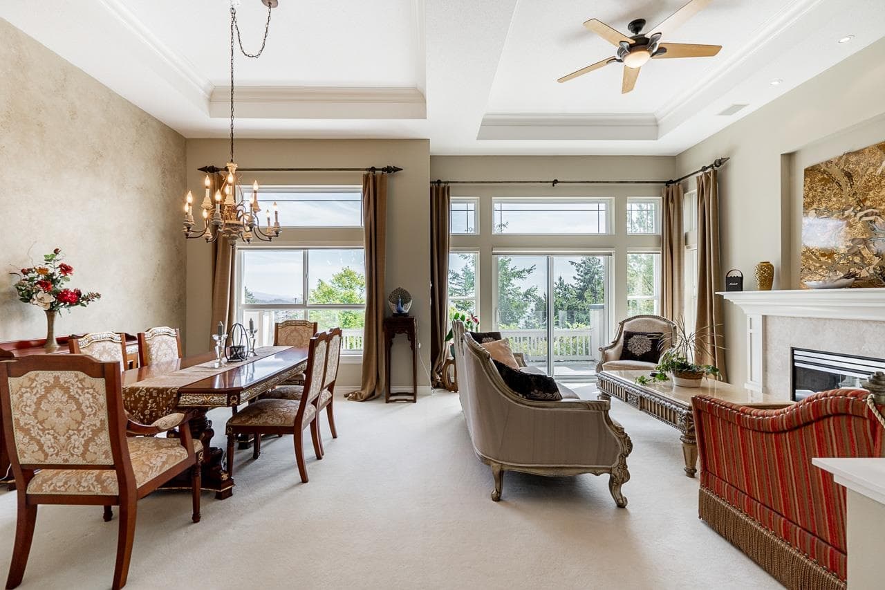 4918 Edendale Lane, West Vancouver, V7W 3H7 — photo 3