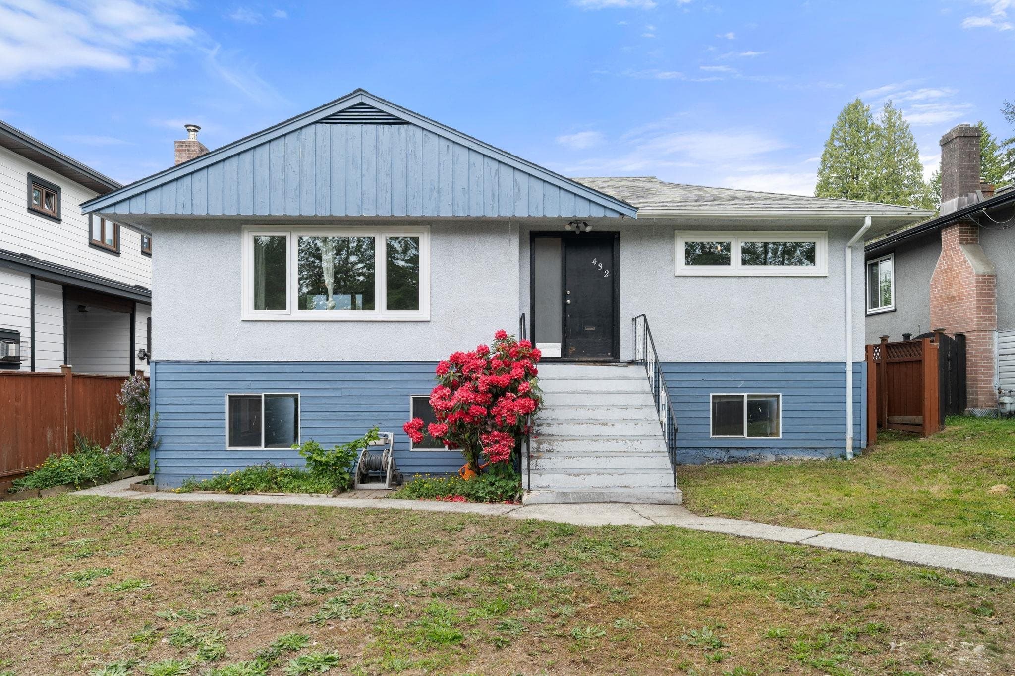 432 W 25th Street, North Vancouver