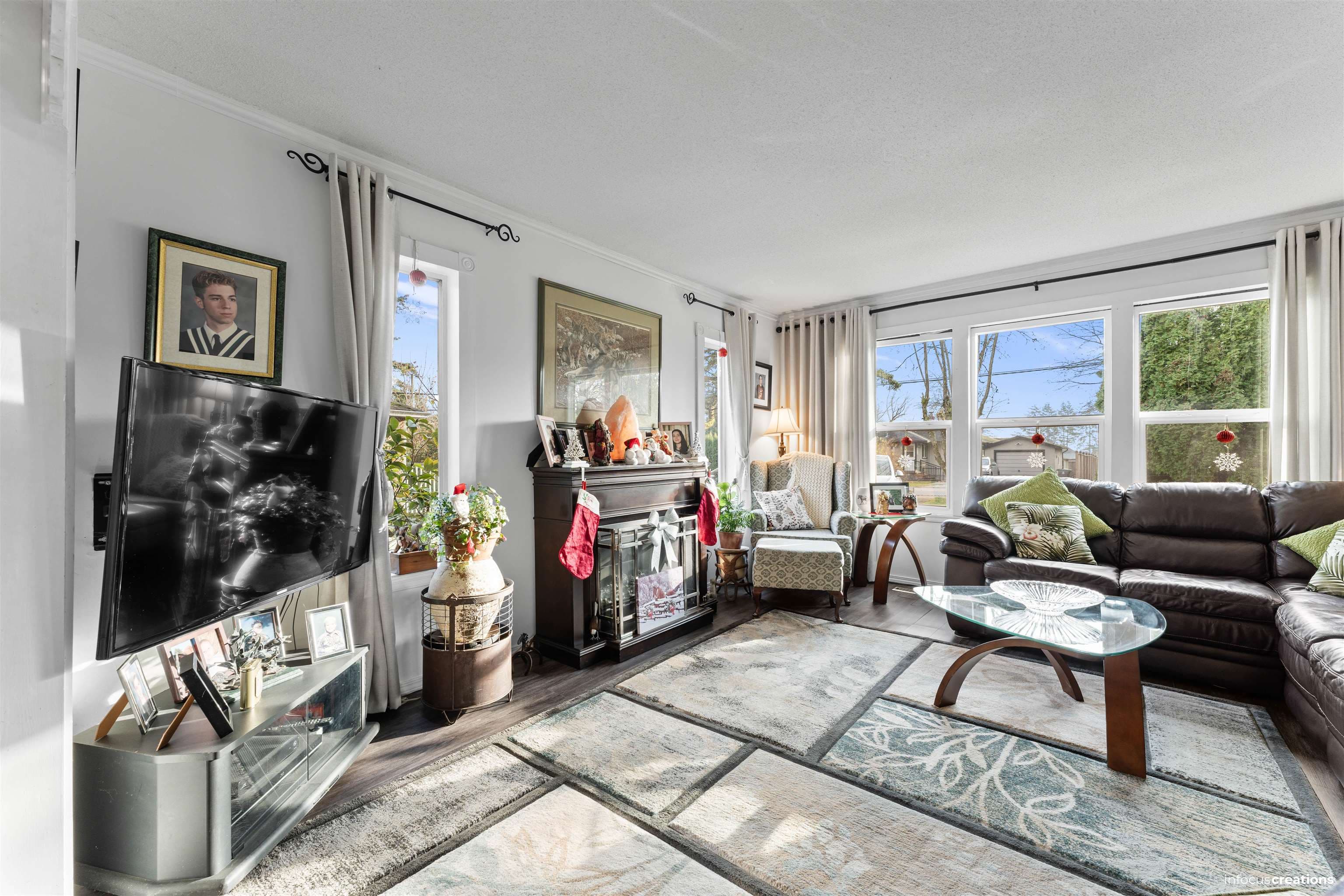 17307 58 Avenue, Surrey, V3S 1K7 — photo 2