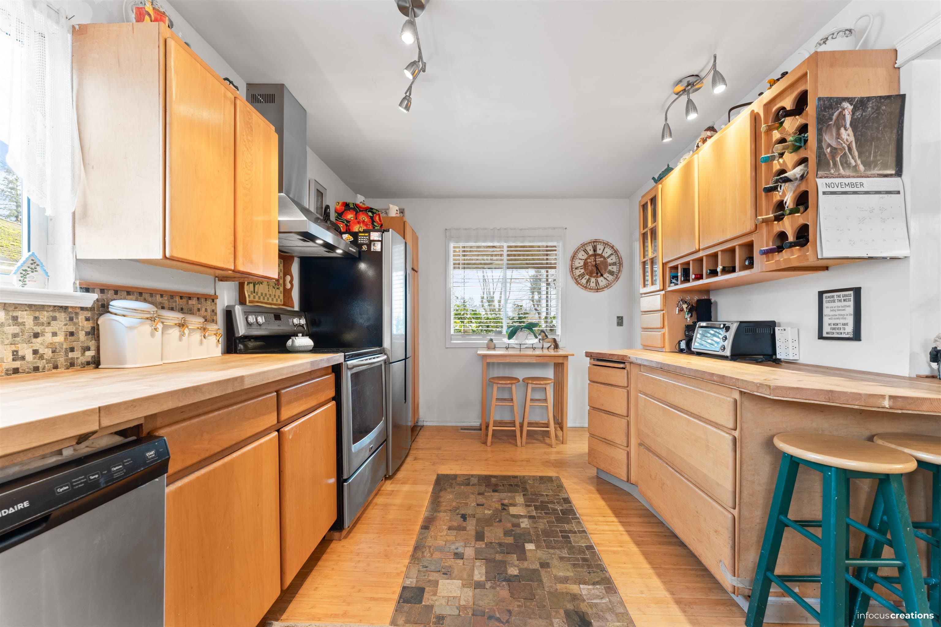 17307 58 Avenue, Surrey, V3S 1K7 — photo 5