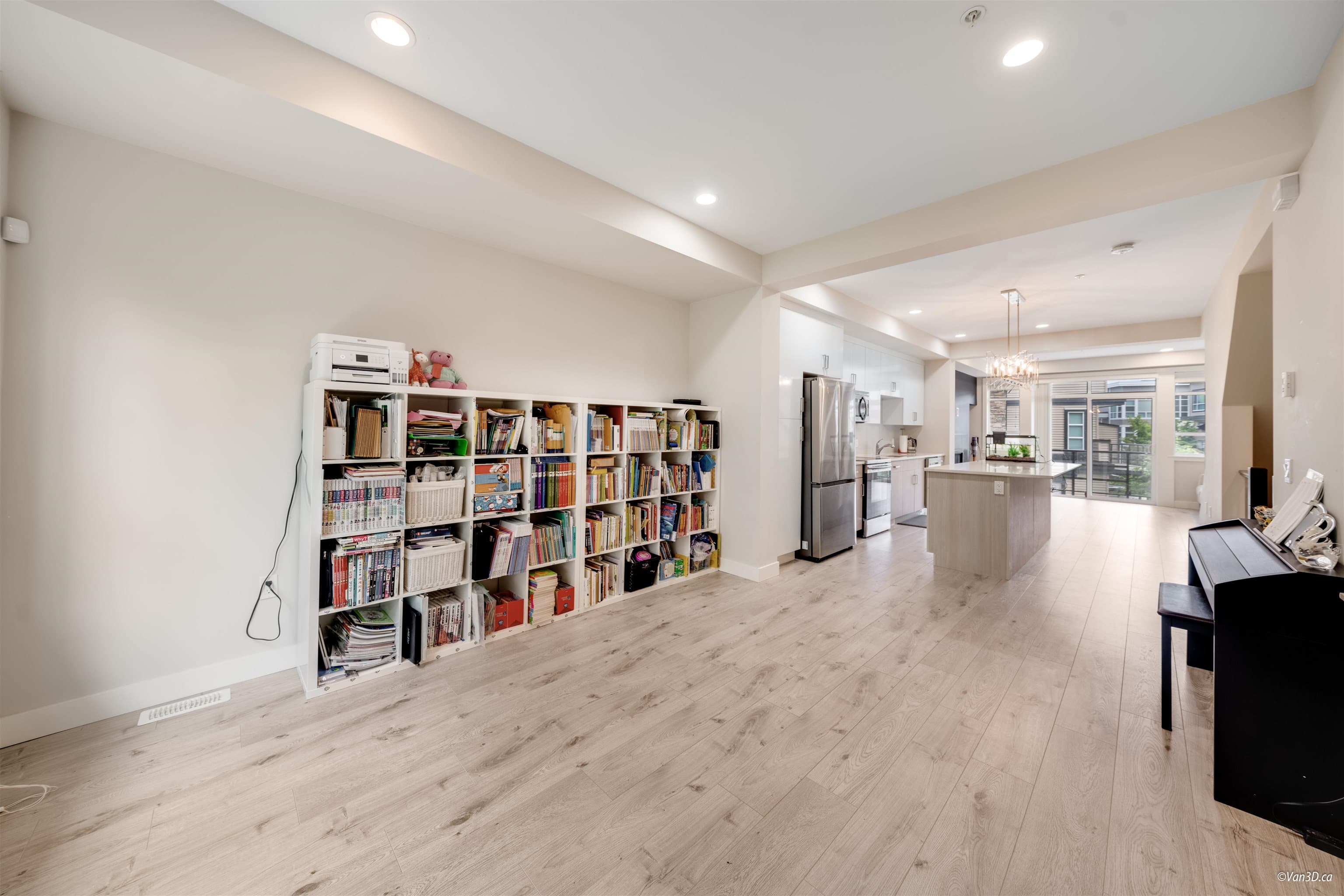 52 - 8413 Midtown Way, Chilliwack, V2P 0G7 — photo 2