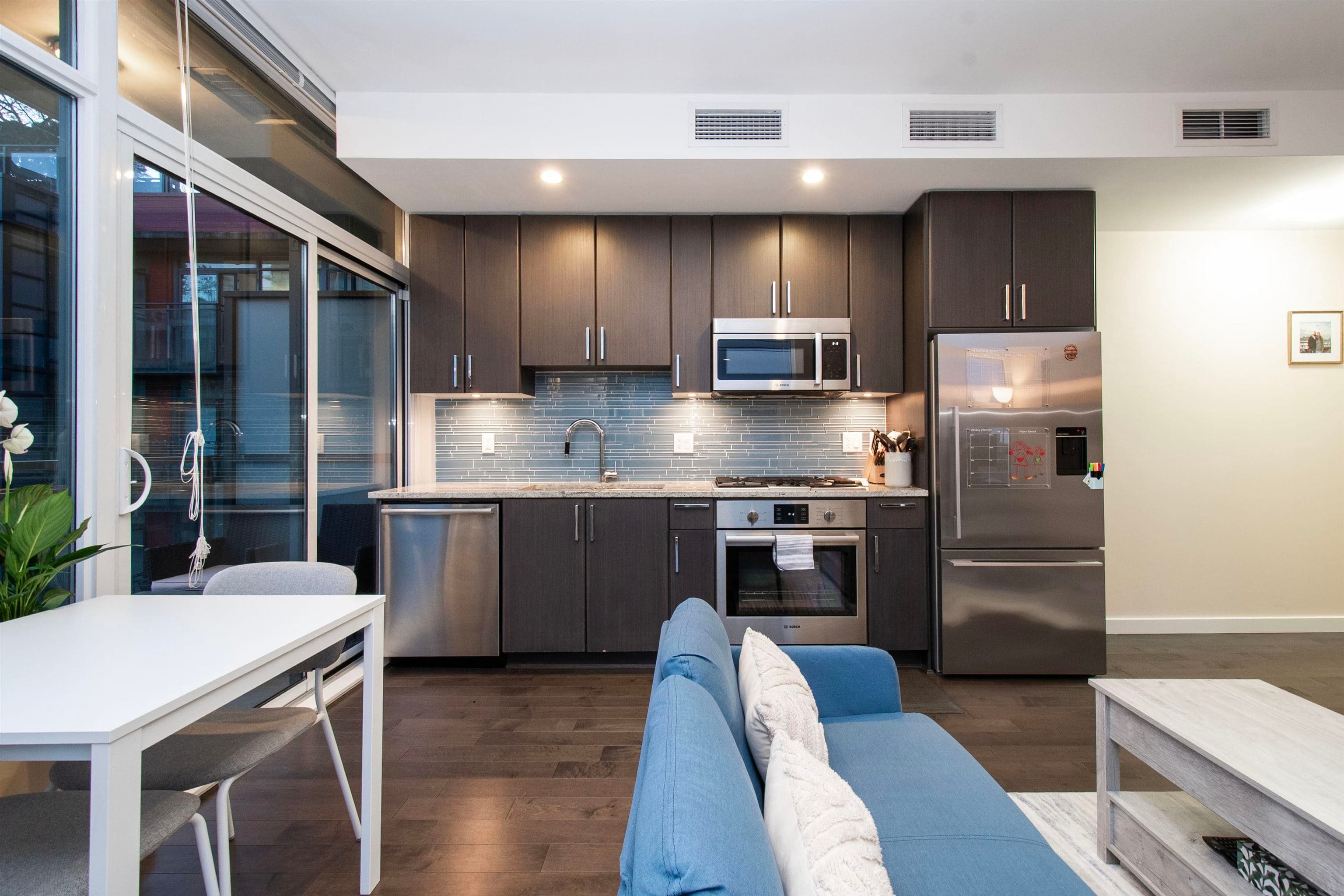 504 - 38 W 1st Avenue, Vancouver, V5Y 0K3 — photo 4
