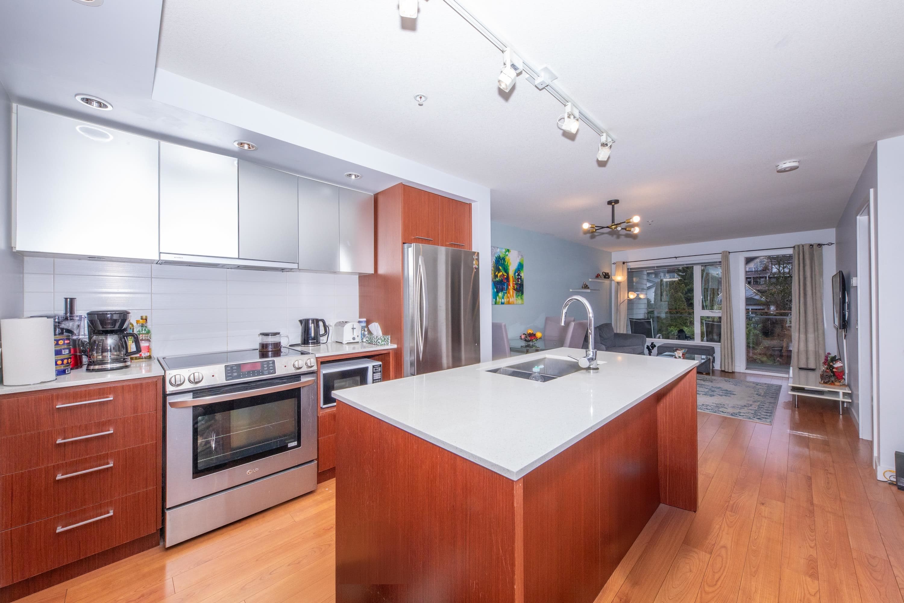 414 - 221 E 3rd Street, North Vancouver, V7L 0C1 — photo 2