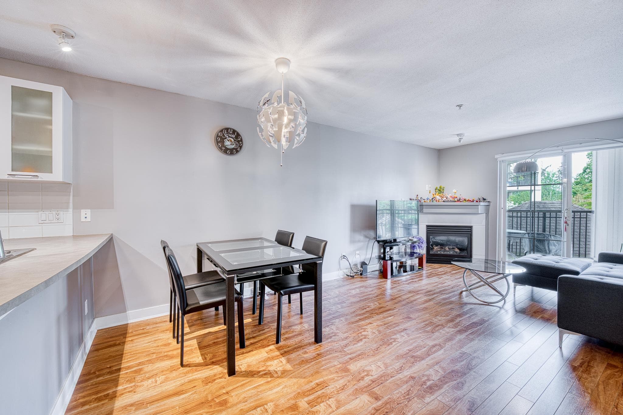 210 - 9333 Alberta Road, Richmond, V6Y 4E4 — photo 4