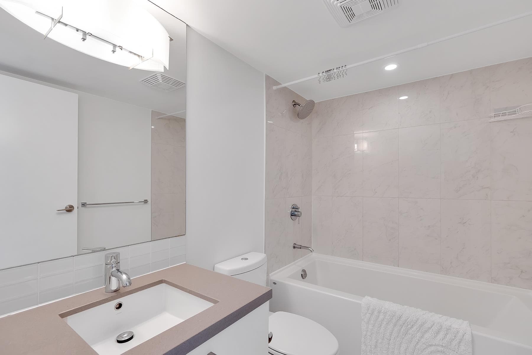 1110 - 10777 University Drive, Surrey, V3T 0E6 — photo 5