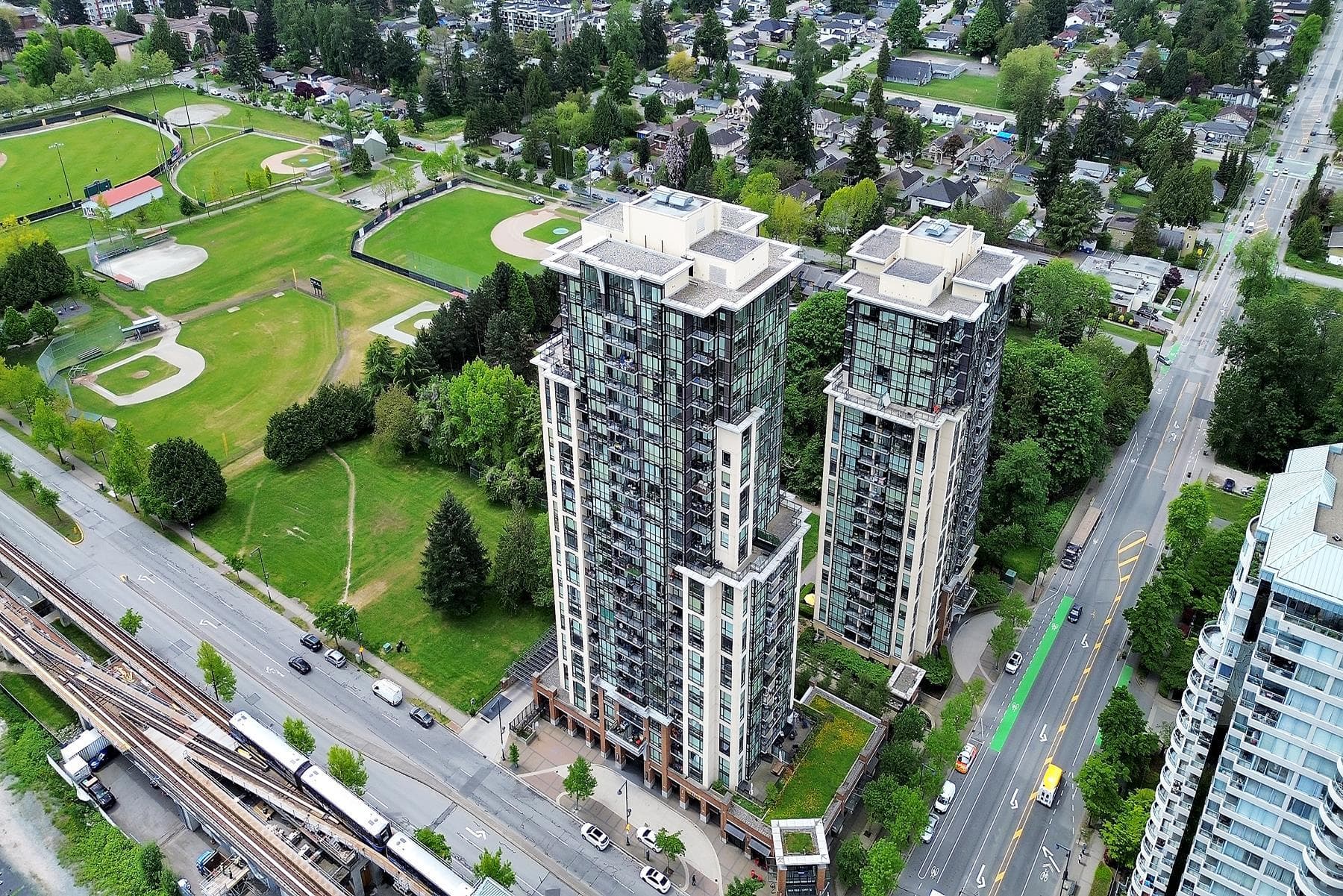 1110 - 10777 University Drive, Surrey, V3T 0E6 — photo 4