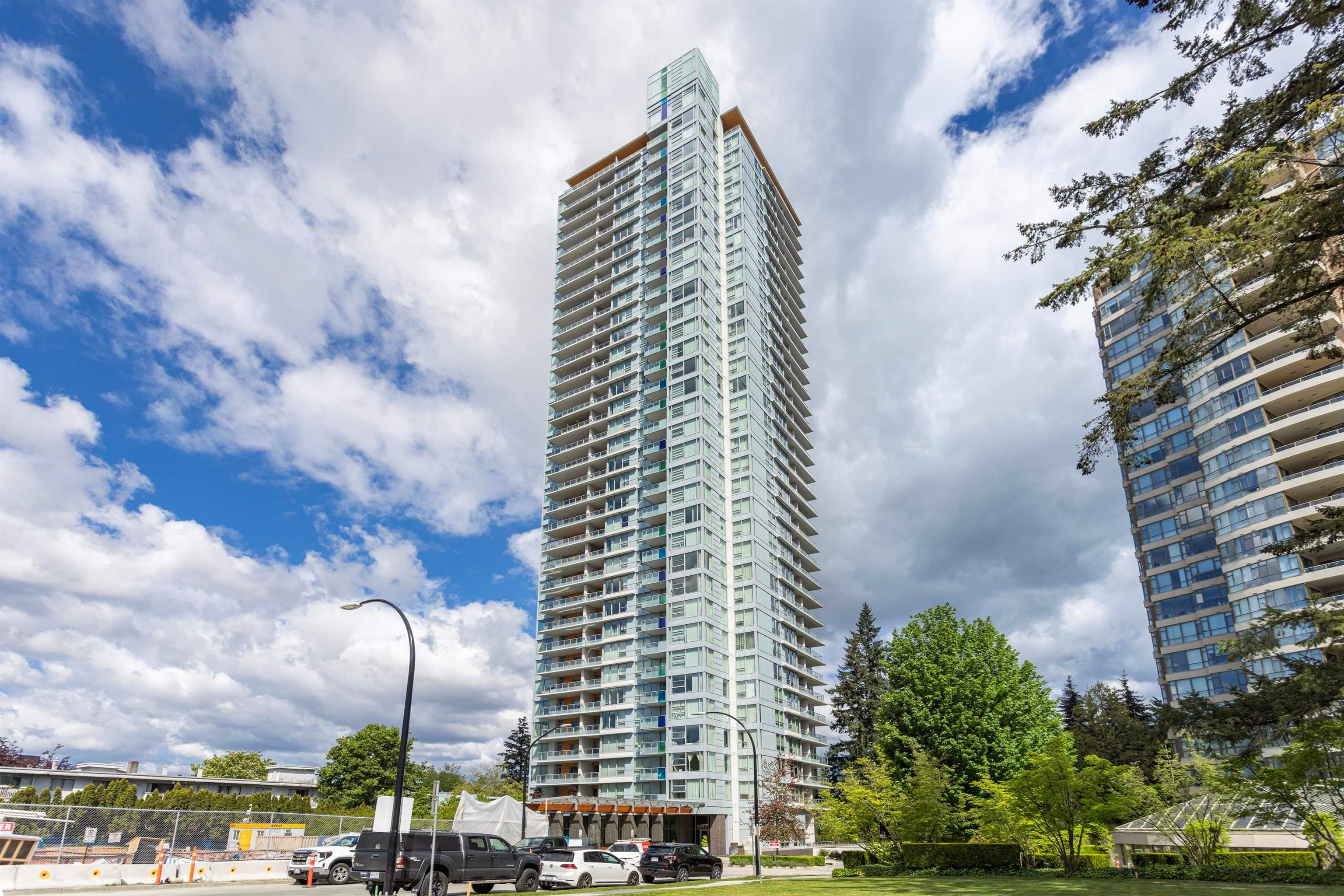 3905 - 5883 Barker Avenue, Burnaby, V5H 0G4 — photo 1
