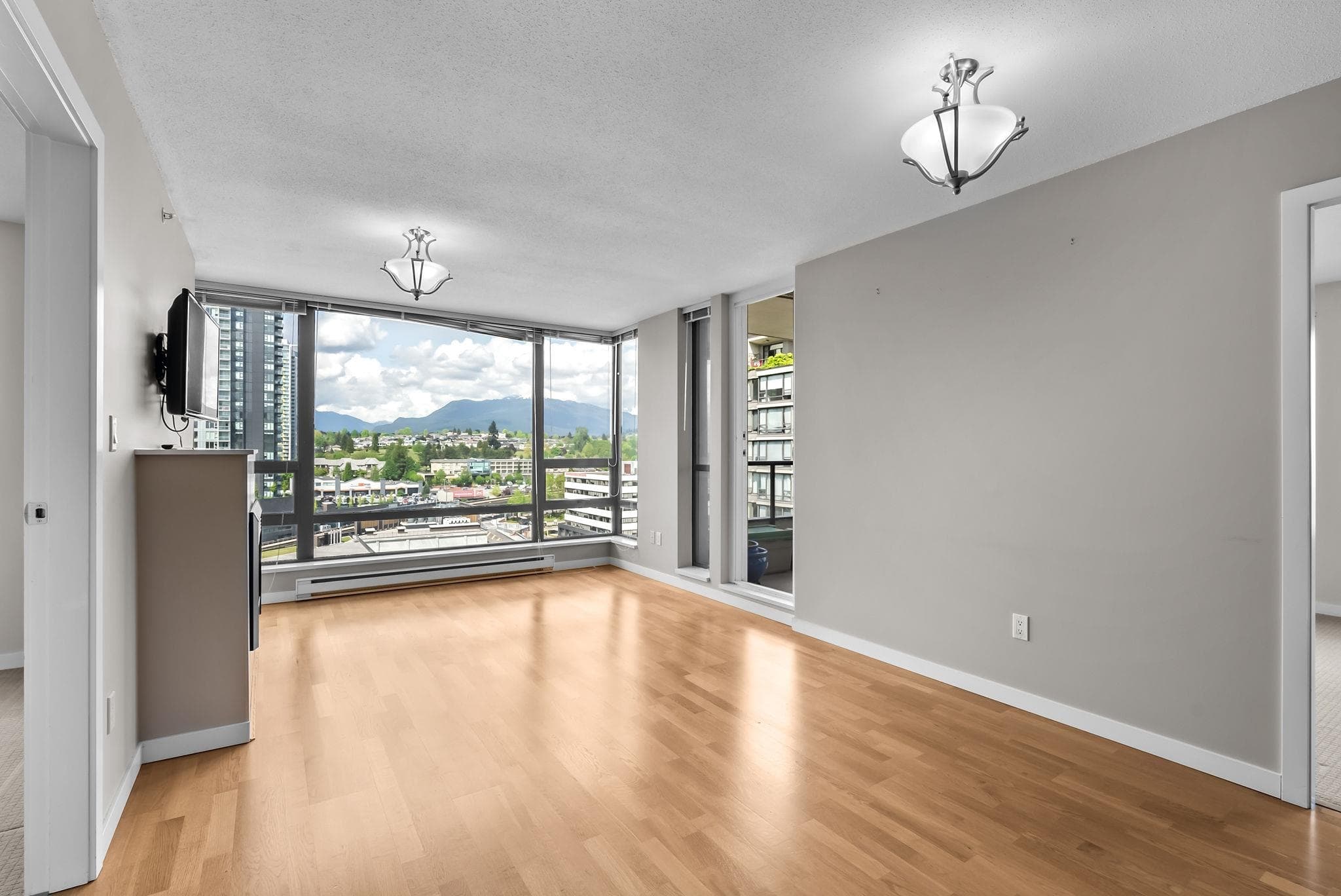 1608 - 4178 Dawson Street, Burnaby, V5C 0A1 — photo 2