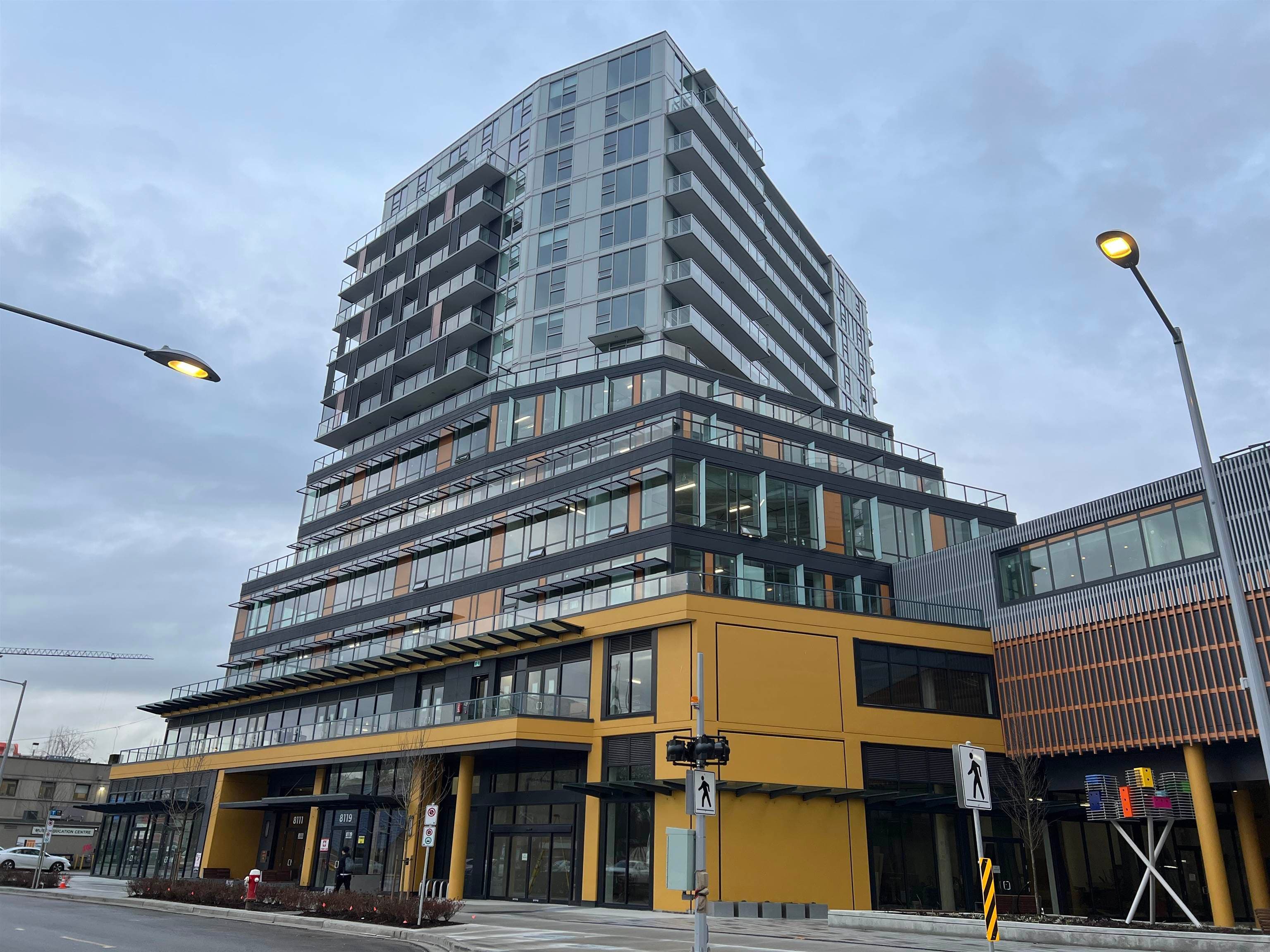 1012 - 8111 Park Road, Richmond, V6Y 0M2 — photo 1