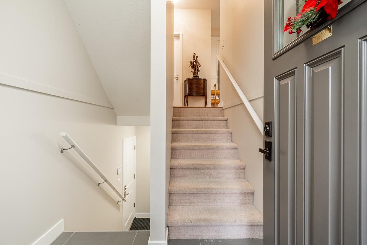122 - 1480 Southview Street, Coquitlam, V3E 0G5 — photo 4