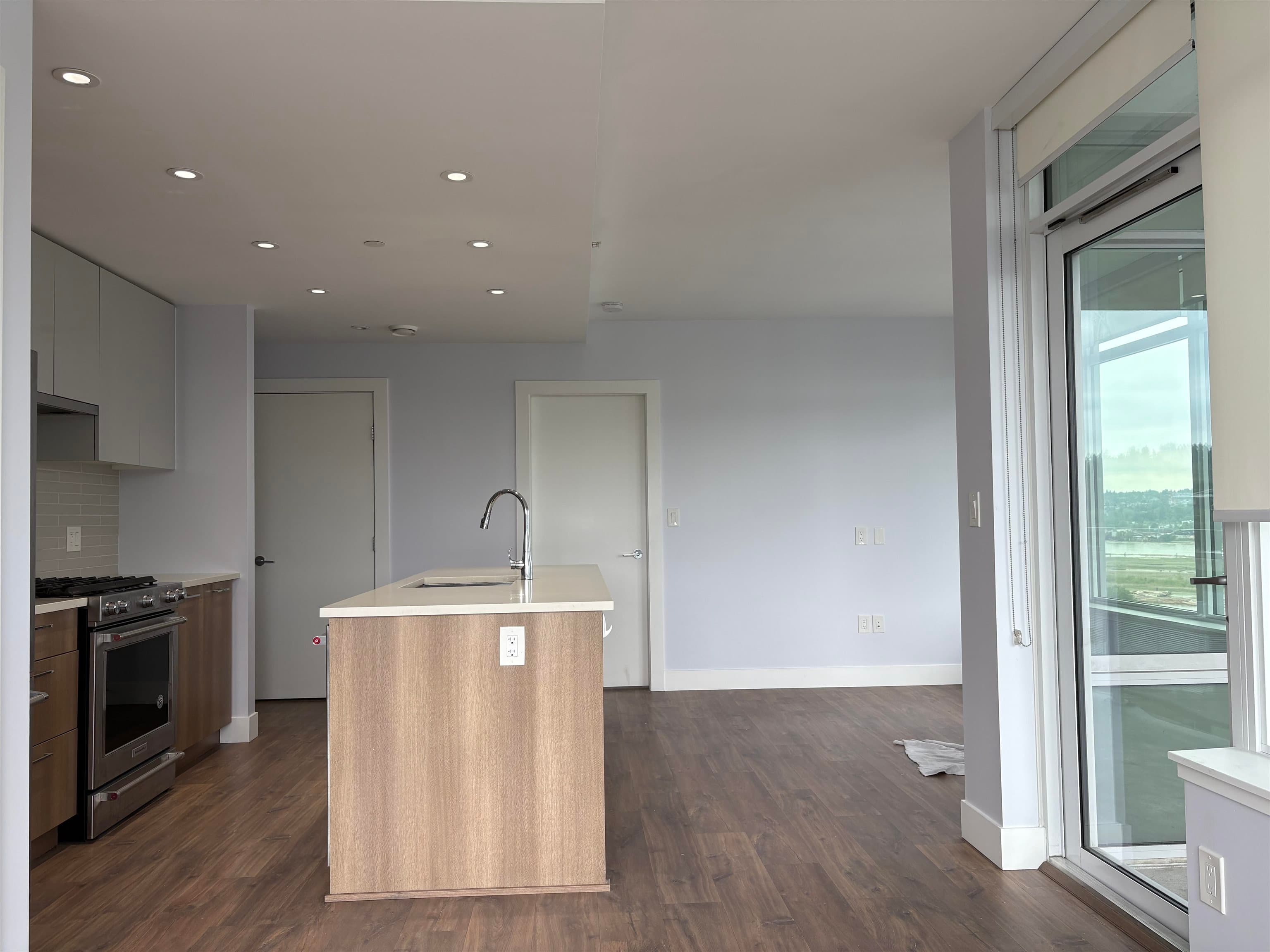 1202 - 258 Nelson's Court, New Westminster, V3L 0E9 — photo 4