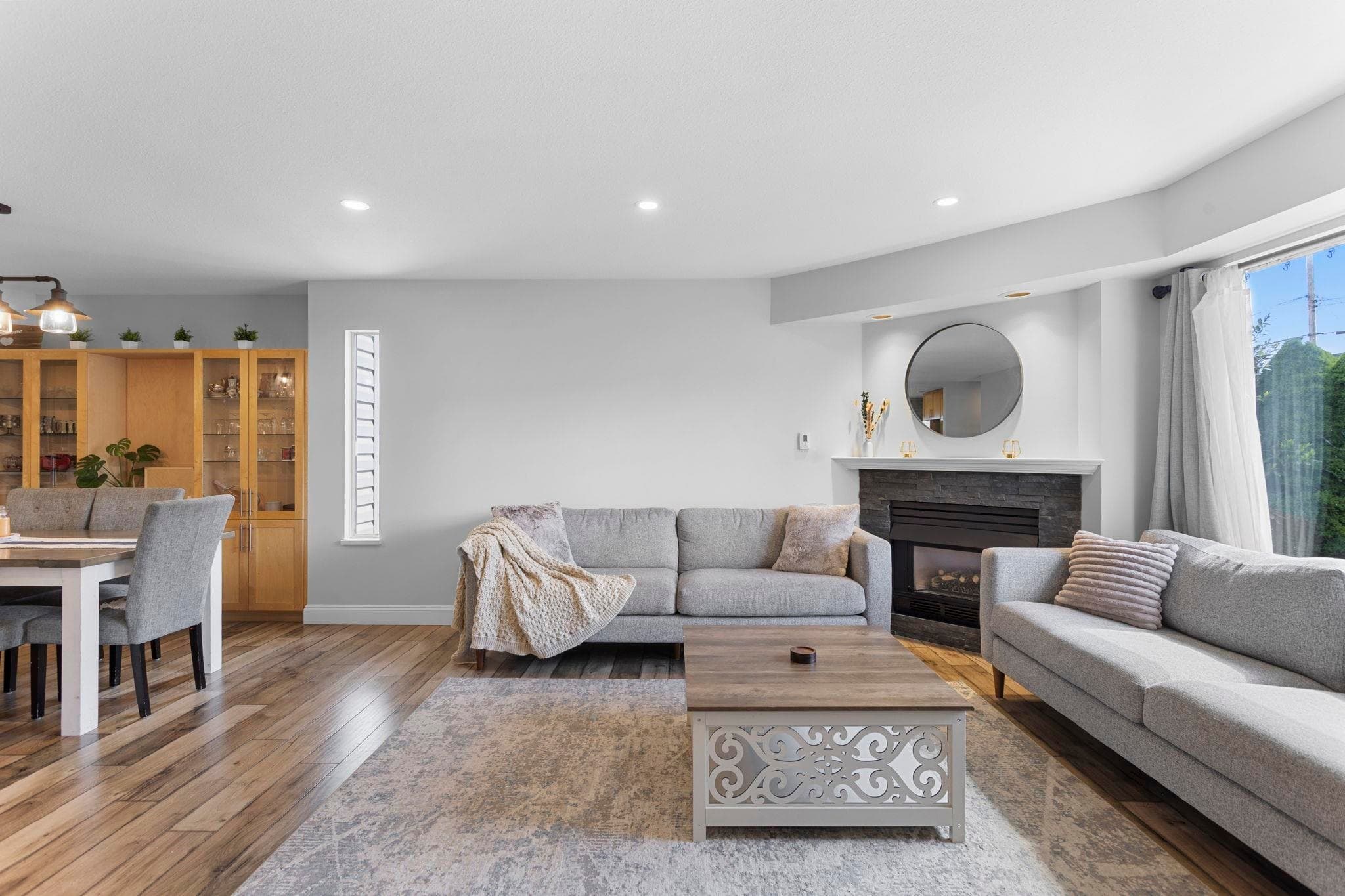 20147 Hampton Street, Maple Ridge, V2X 0M7 — photo 3