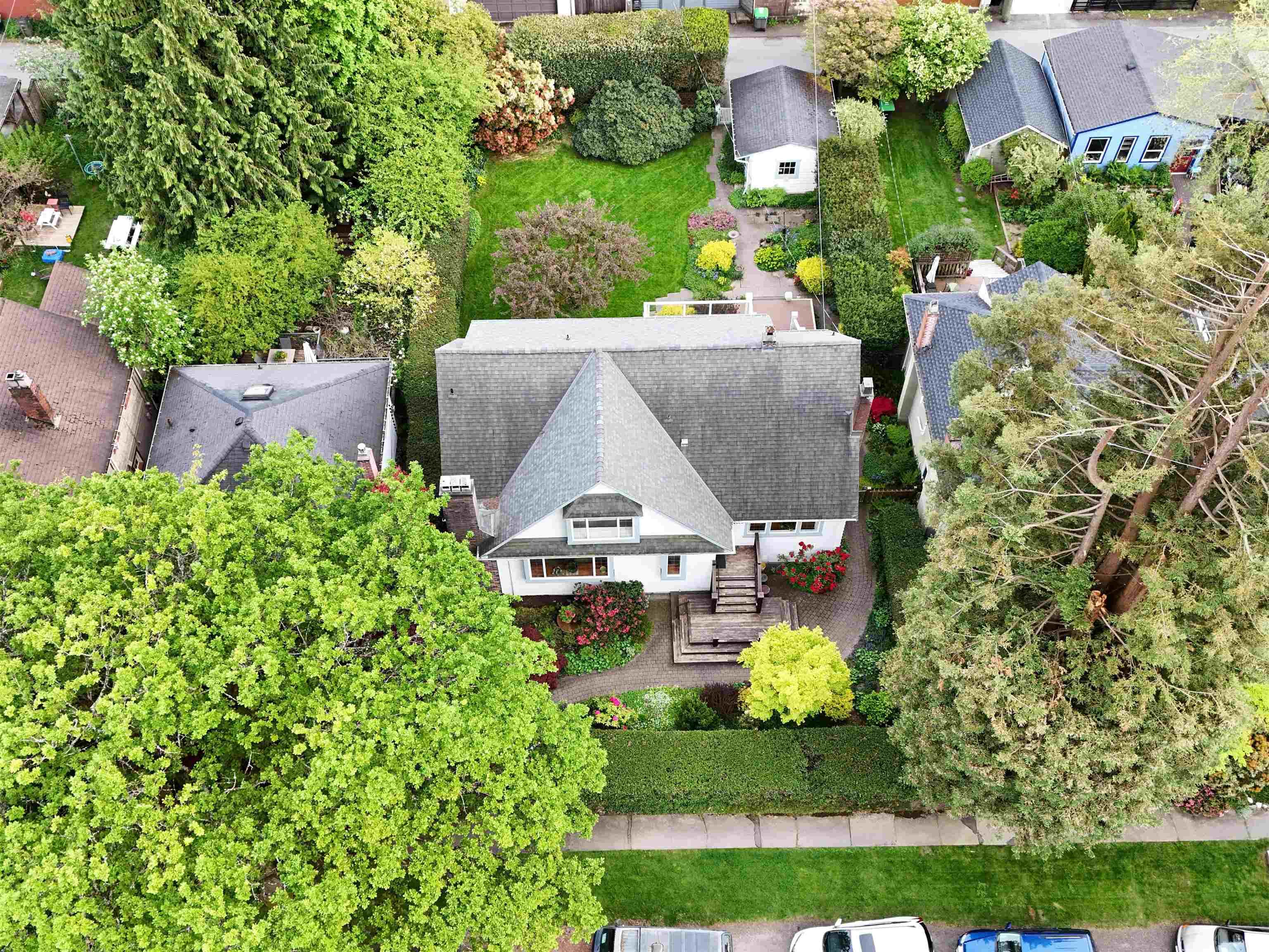 4620 W 14th Avenue, Vancouver, V6R 2Y6 — photo 2