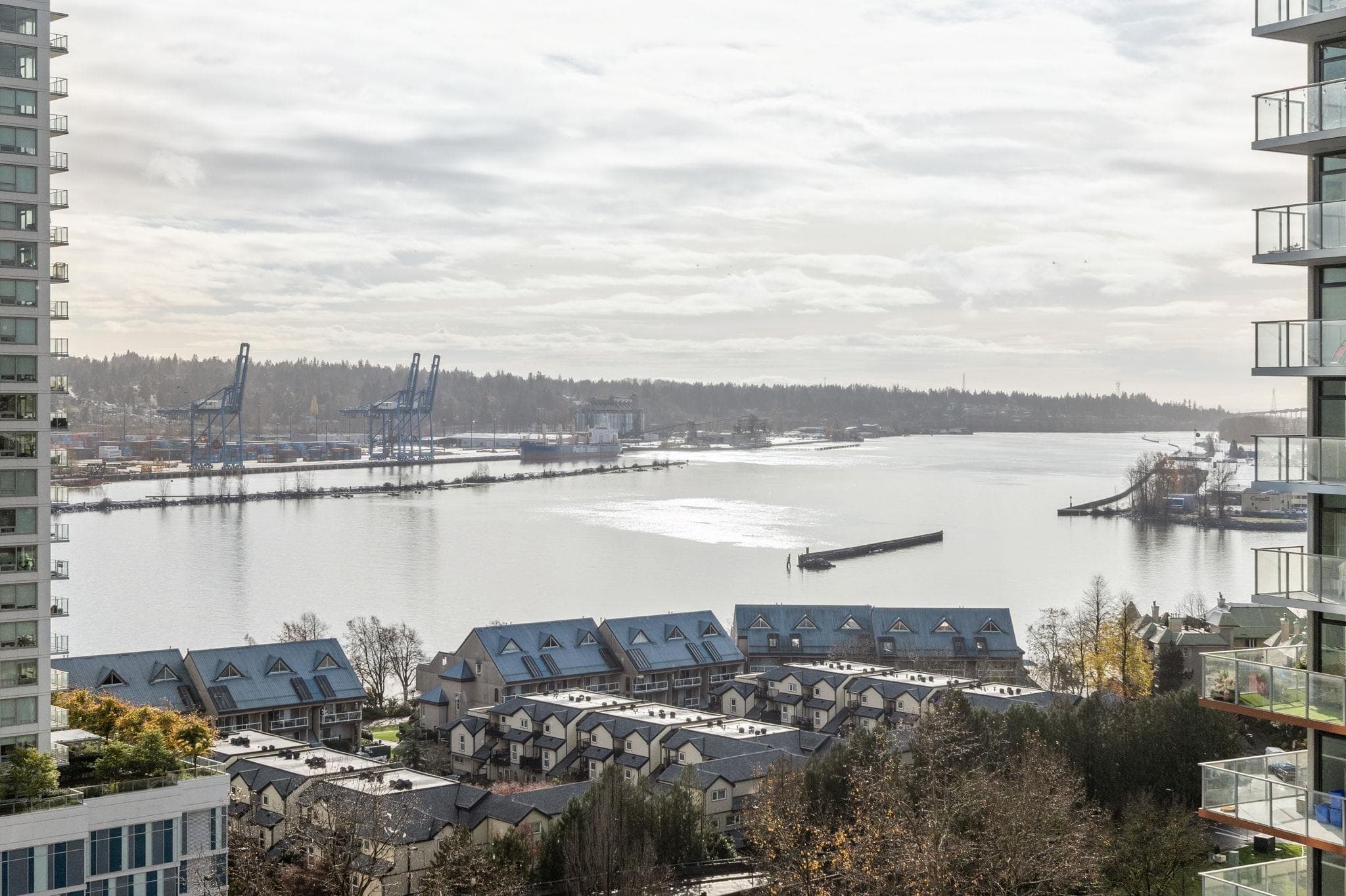 1908 - 898 Carnarvon Street, New Westminster, V3M 0C3 — photo 4