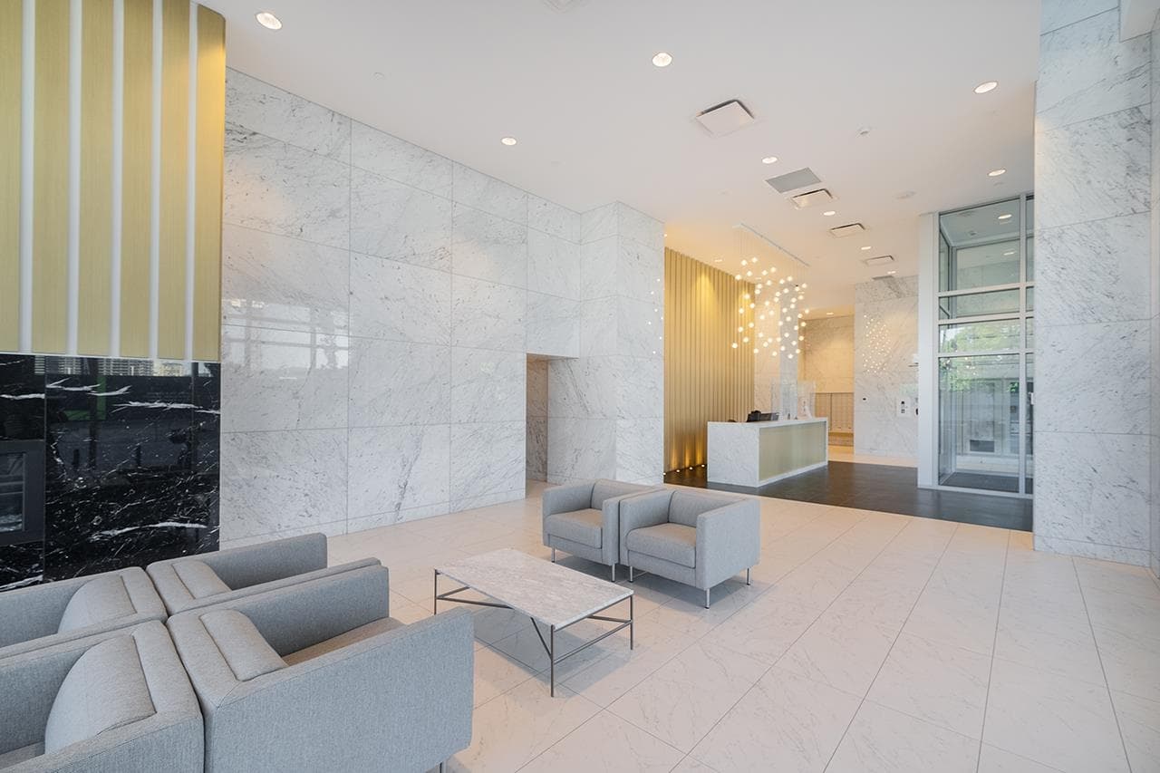 305 - 2085 Skyline Court, Burnaby, V5C 0M6 — photo 2