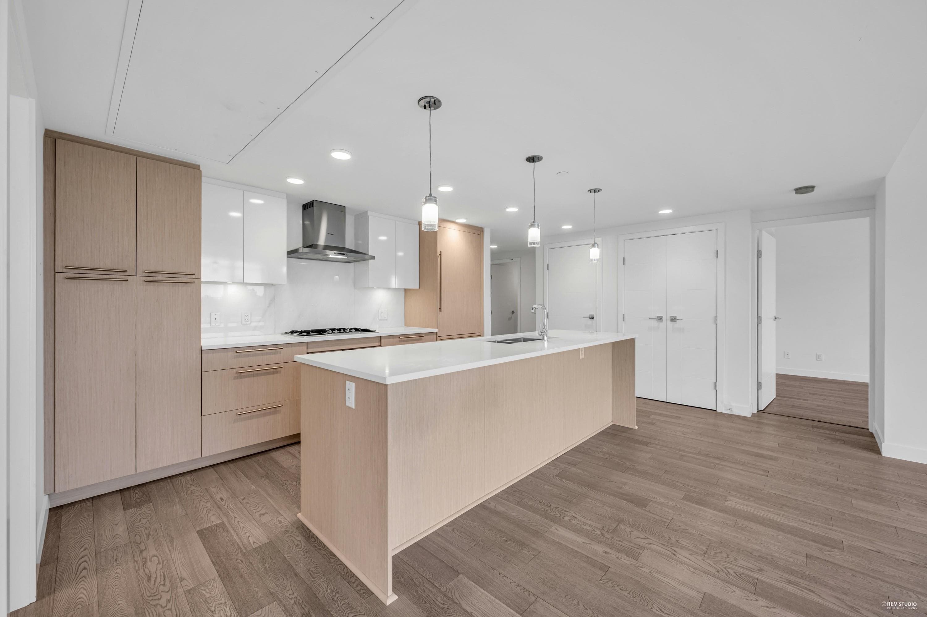 303 - 5077 Cambie Street, Vancouver, V5Z 0H7 — photo 2