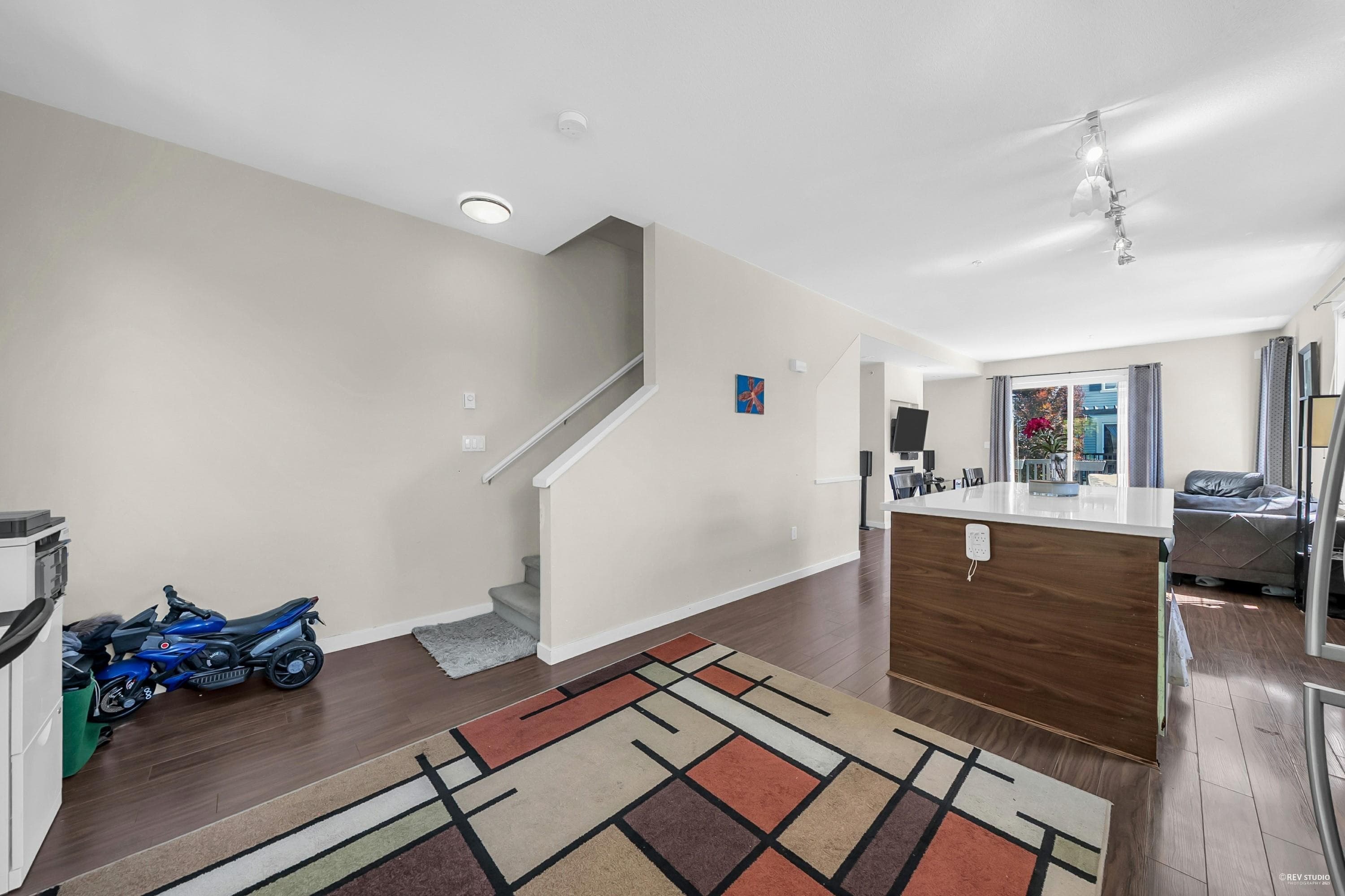 5 - 2495 Davies Avenue, Port Coquitlam, V3C 0B2 — photo 5